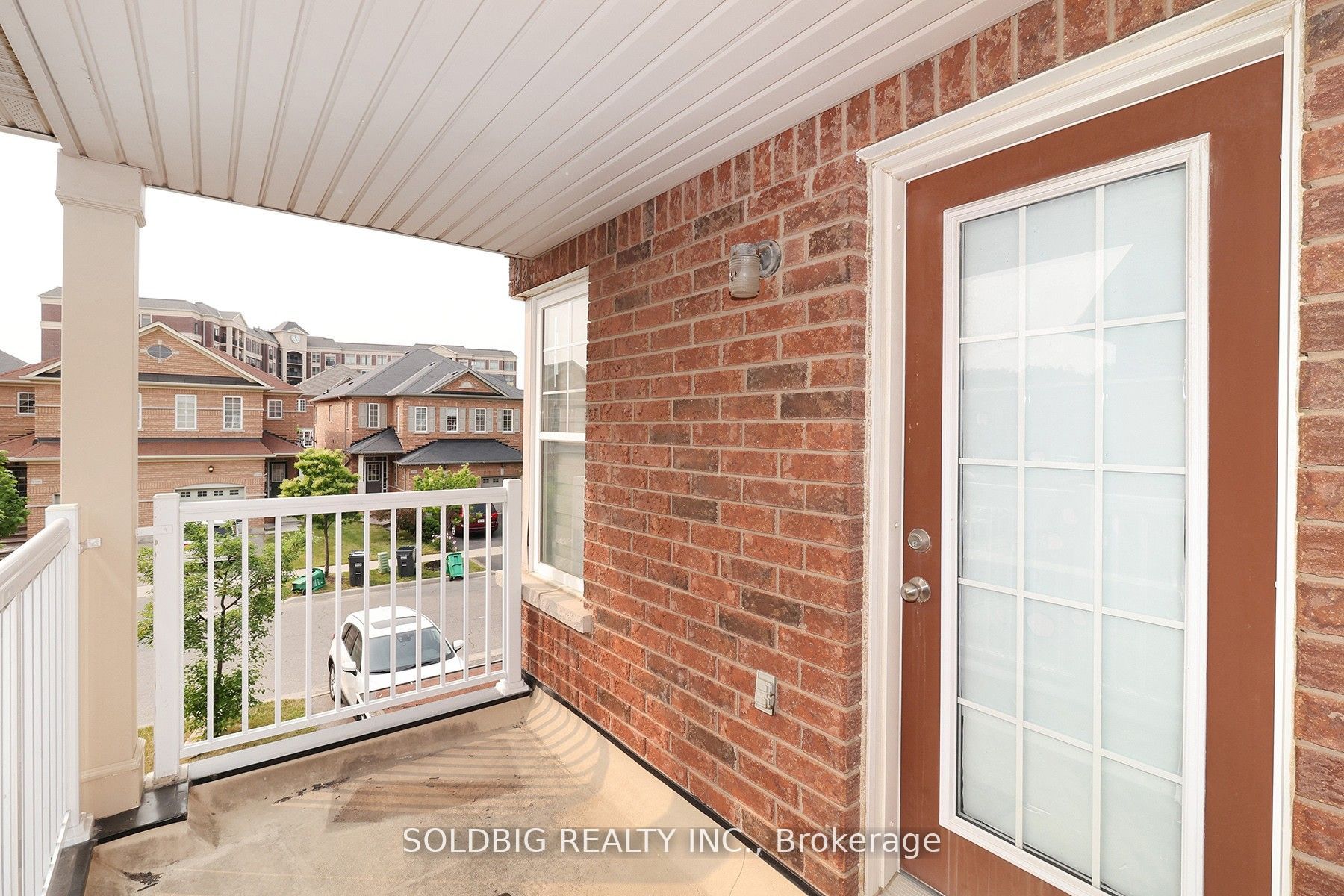 3397 Stoney Crescent