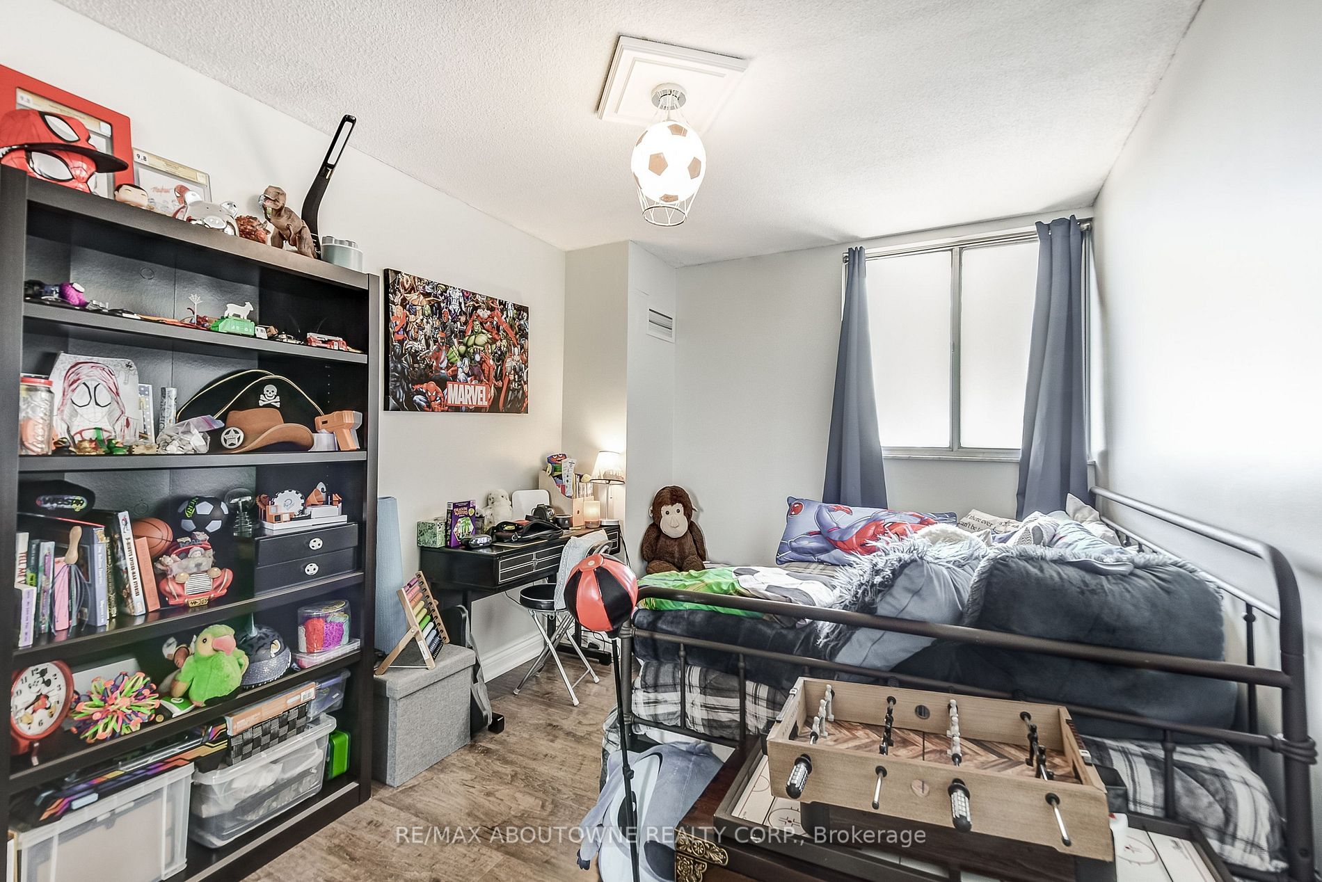812 Burnhamthorpe Rd, #Ph2