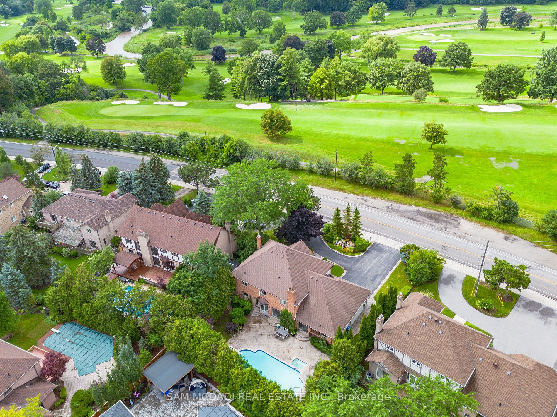 1894 Mississauga Rd
