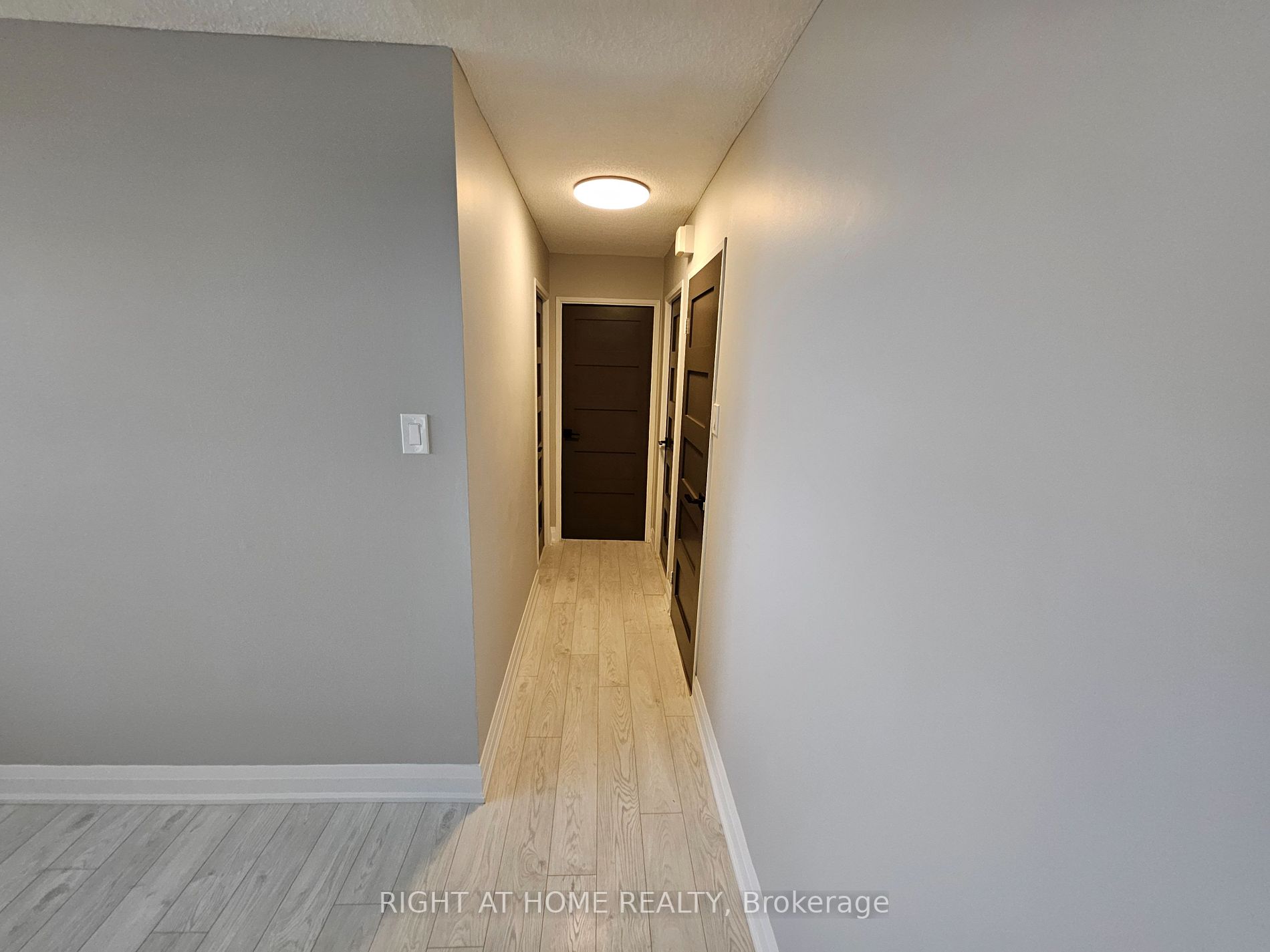 2900 Battleford Rd, #403
