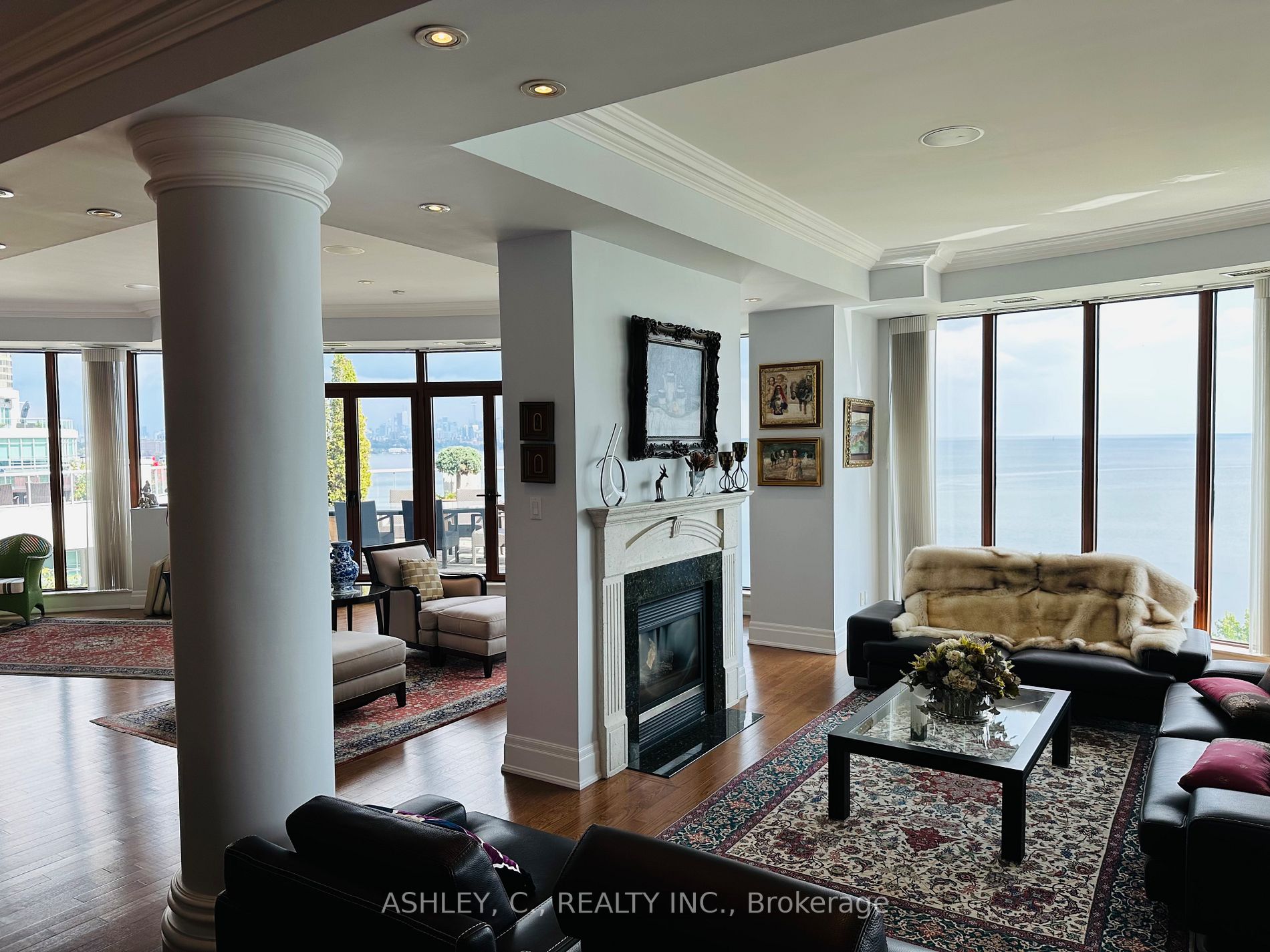 2095 Lake Shore Blvd W, #Ph15