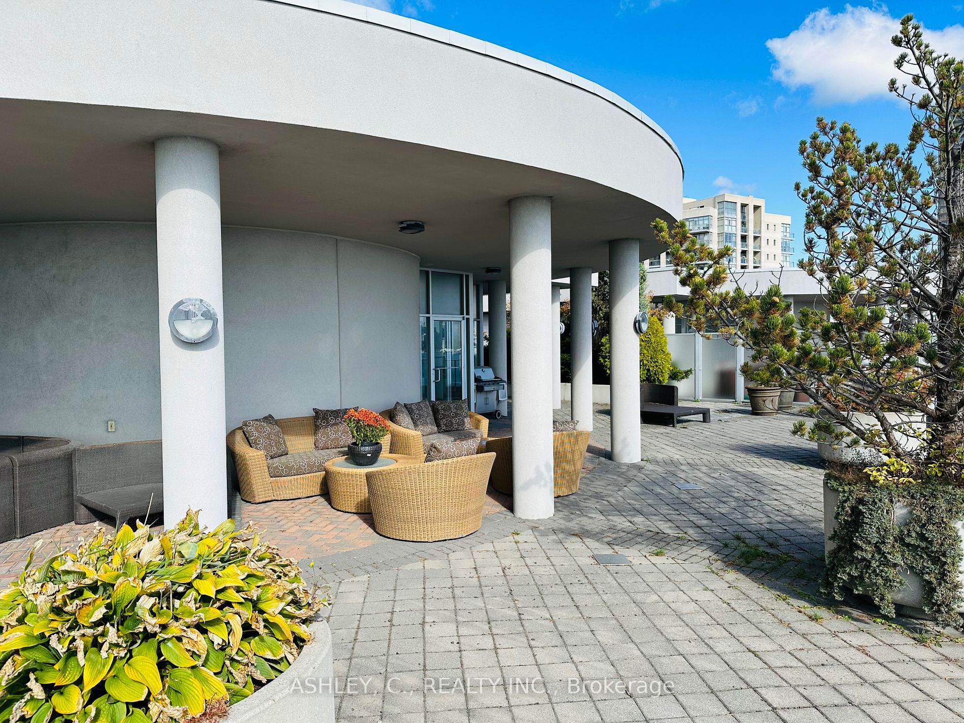 2095 Lake Shore Blvd W, #Ph15