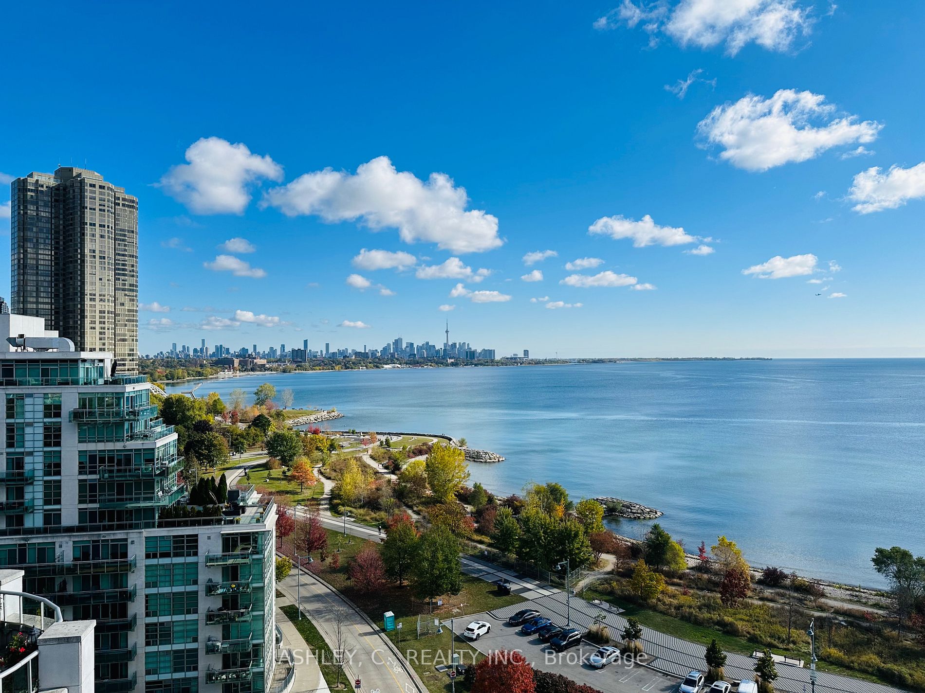 2095 Lake Shore Blvd W, #Ph15