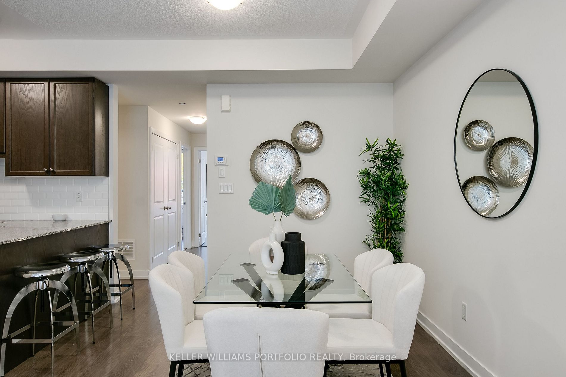 6 Drummond St, #308