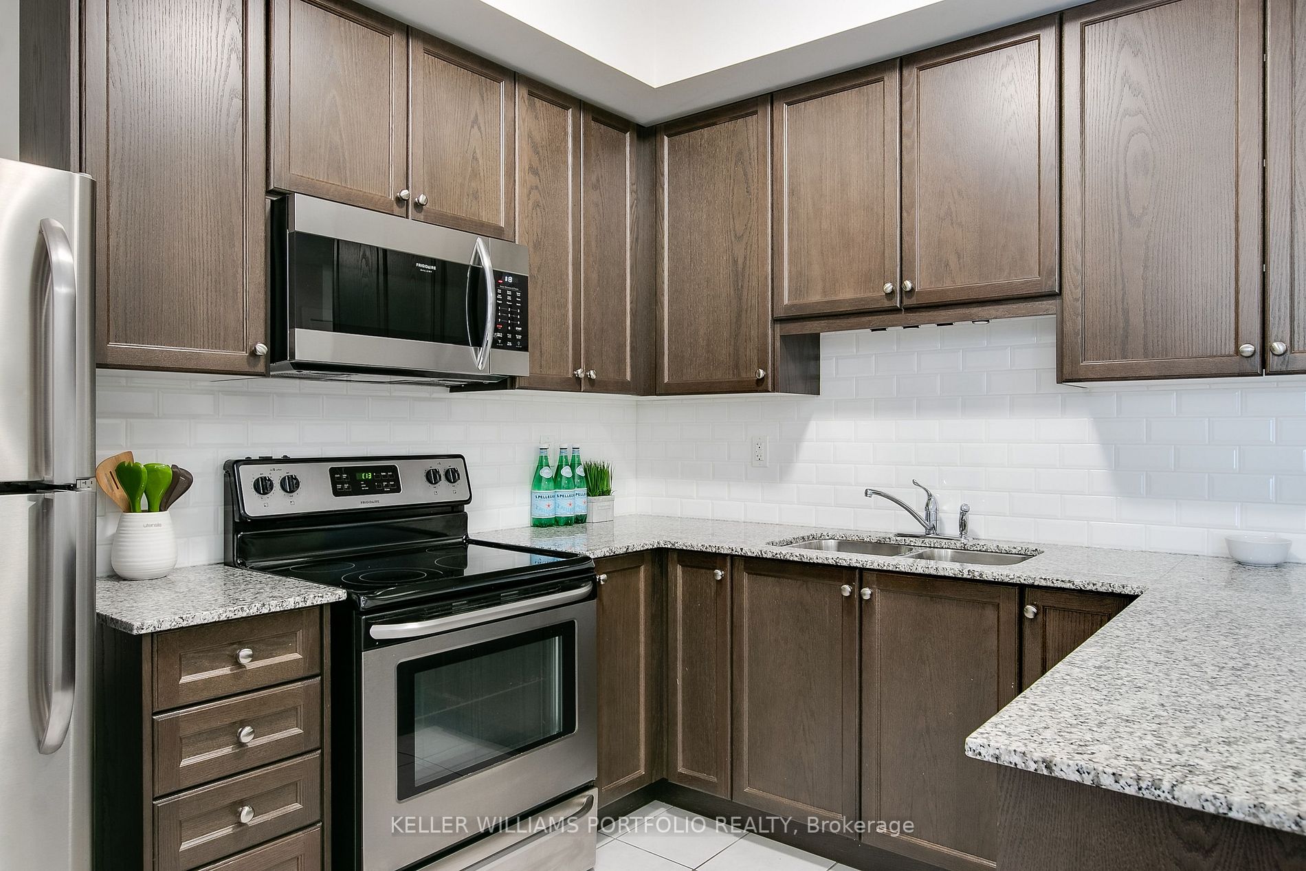 6 Drummond St, #308