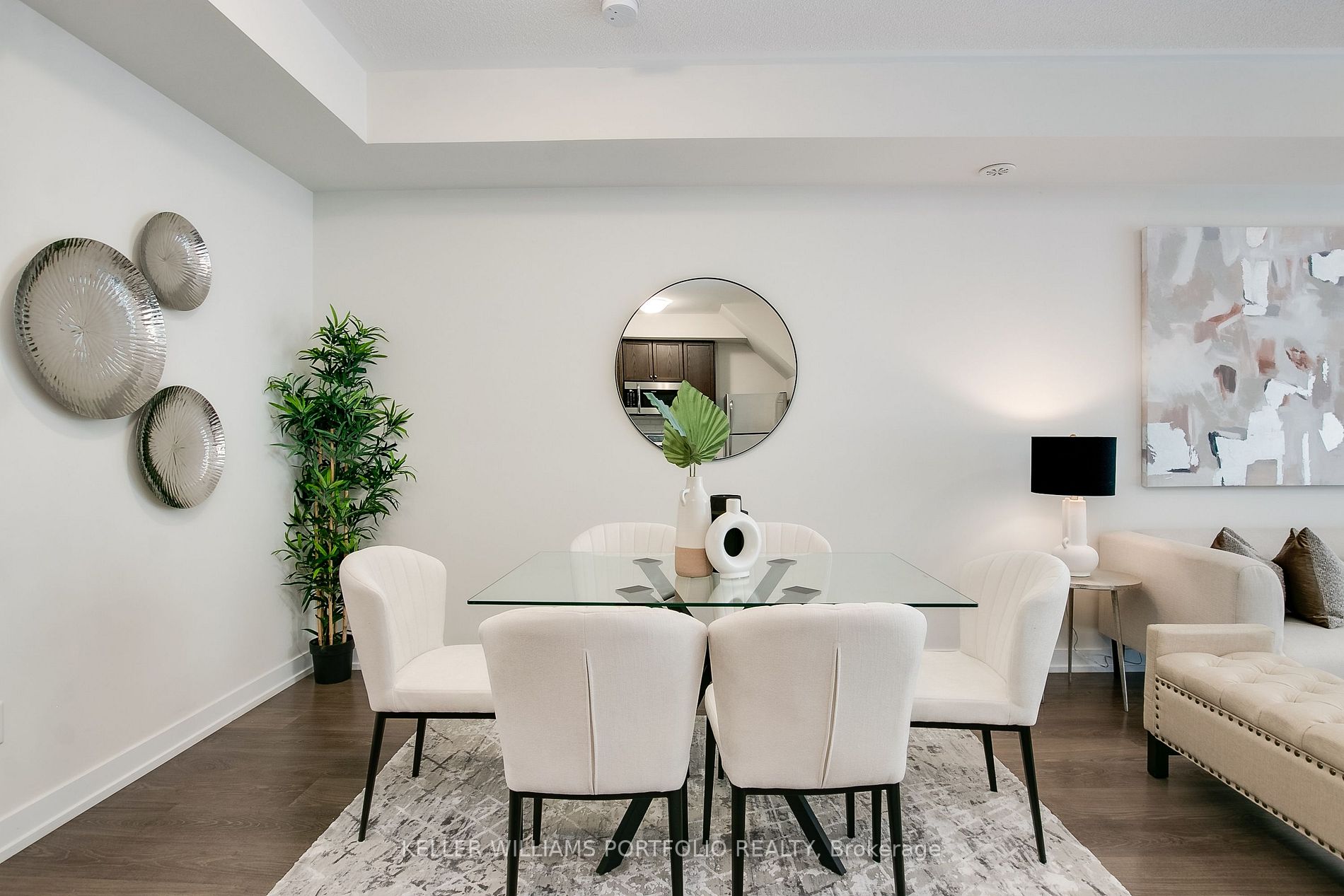 6 Drummond St, #308
