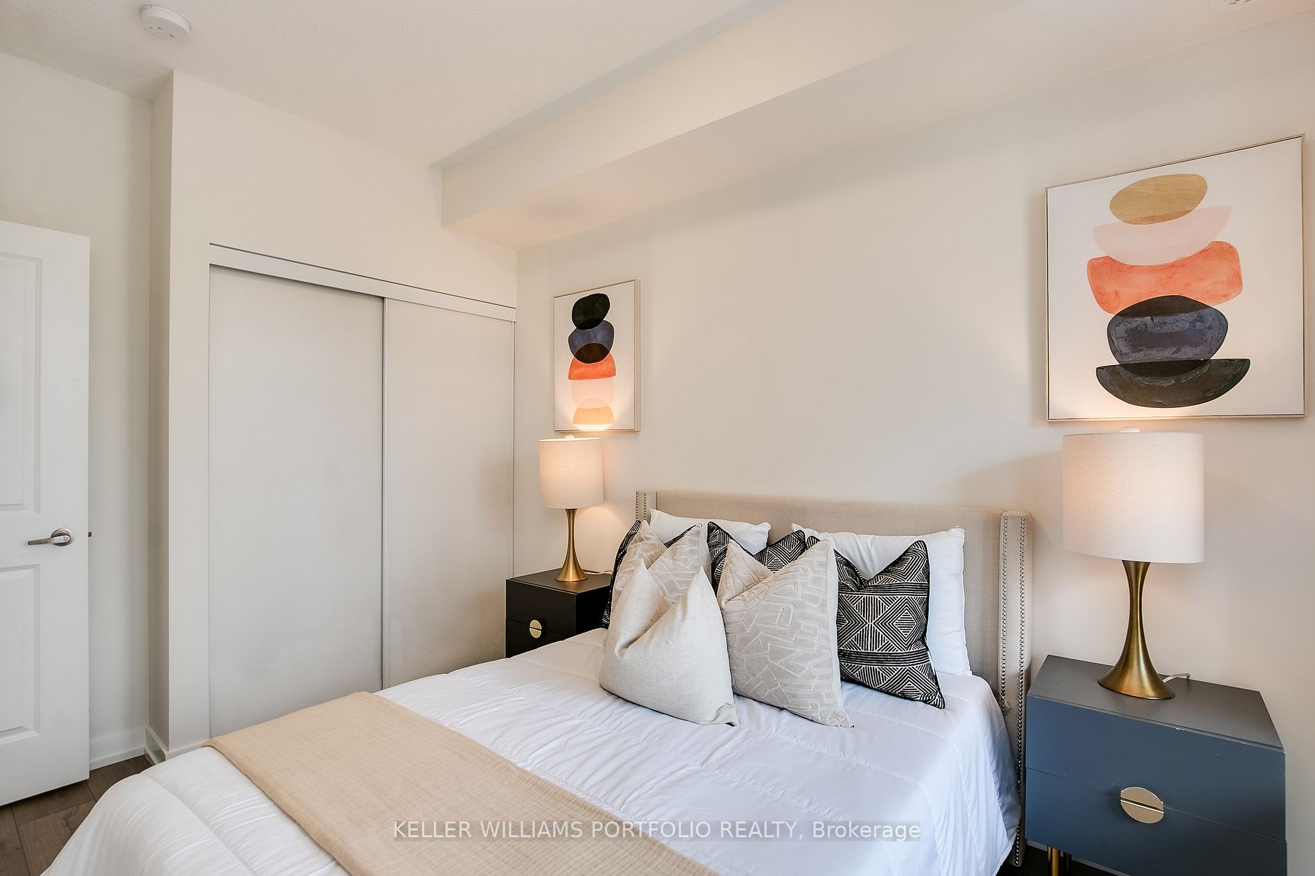6 Drummond St, #308