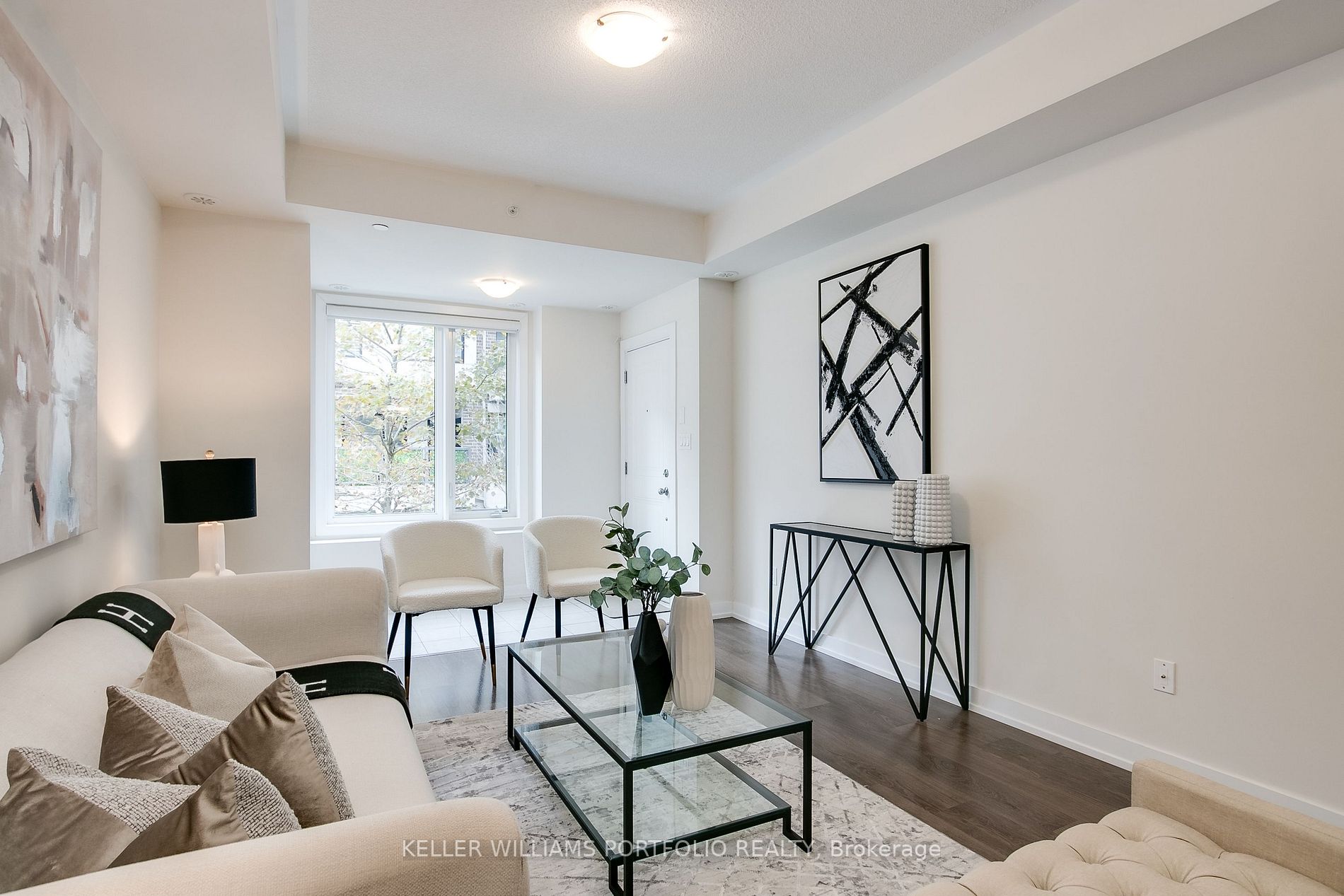 6 Drummond St, #308