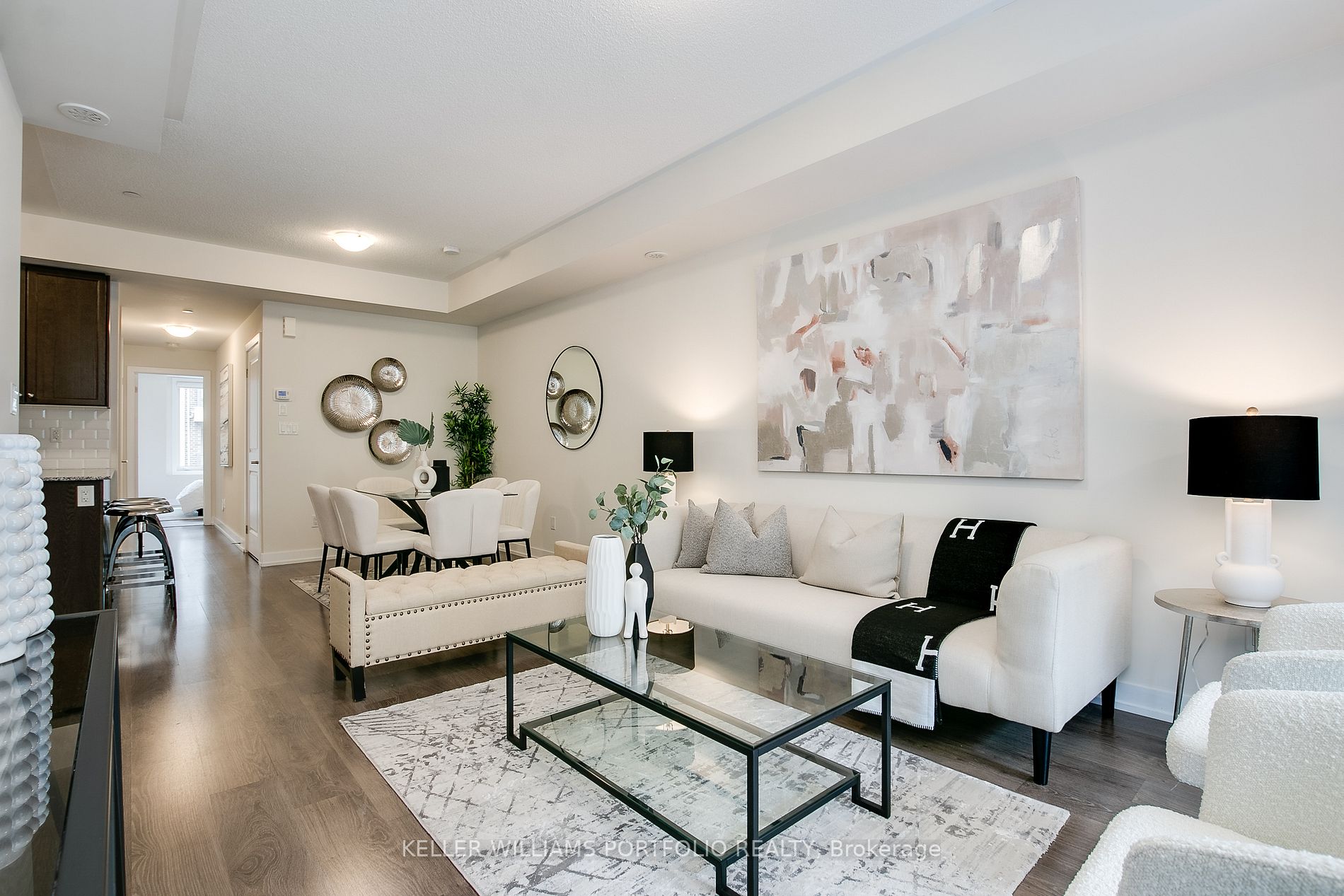 6 Drummond St, #308