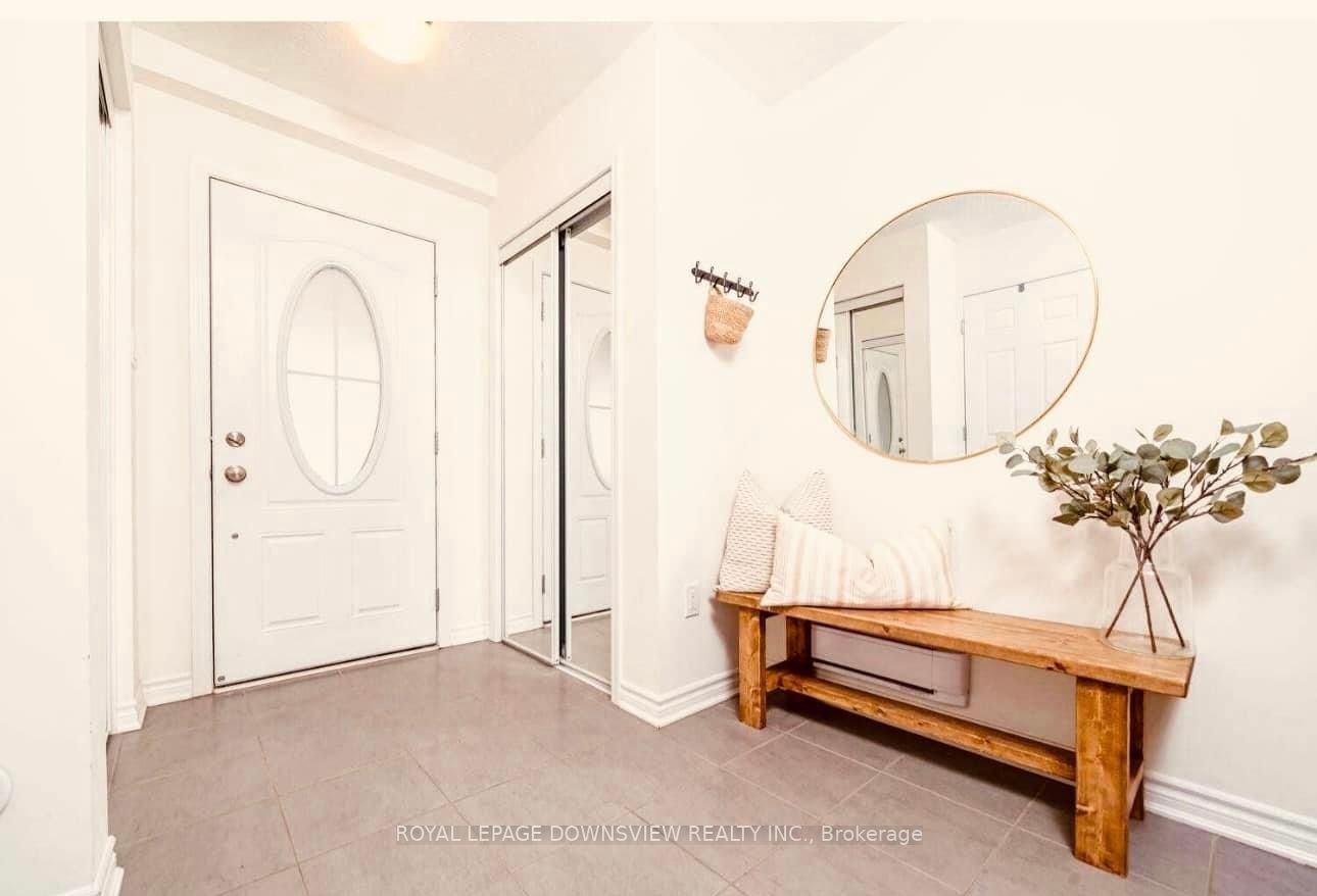 295 Casson Pt