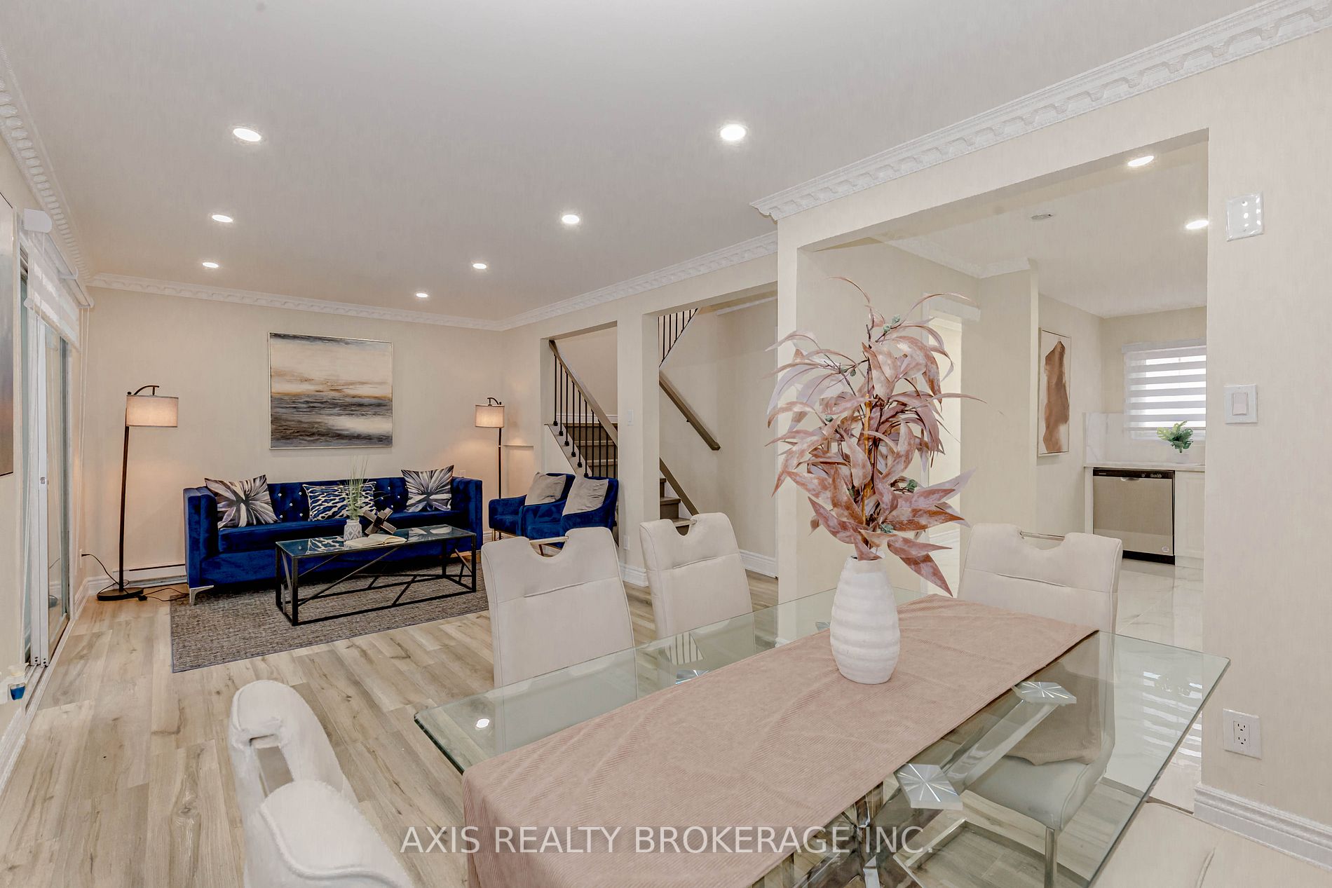 25 Jackman Dr