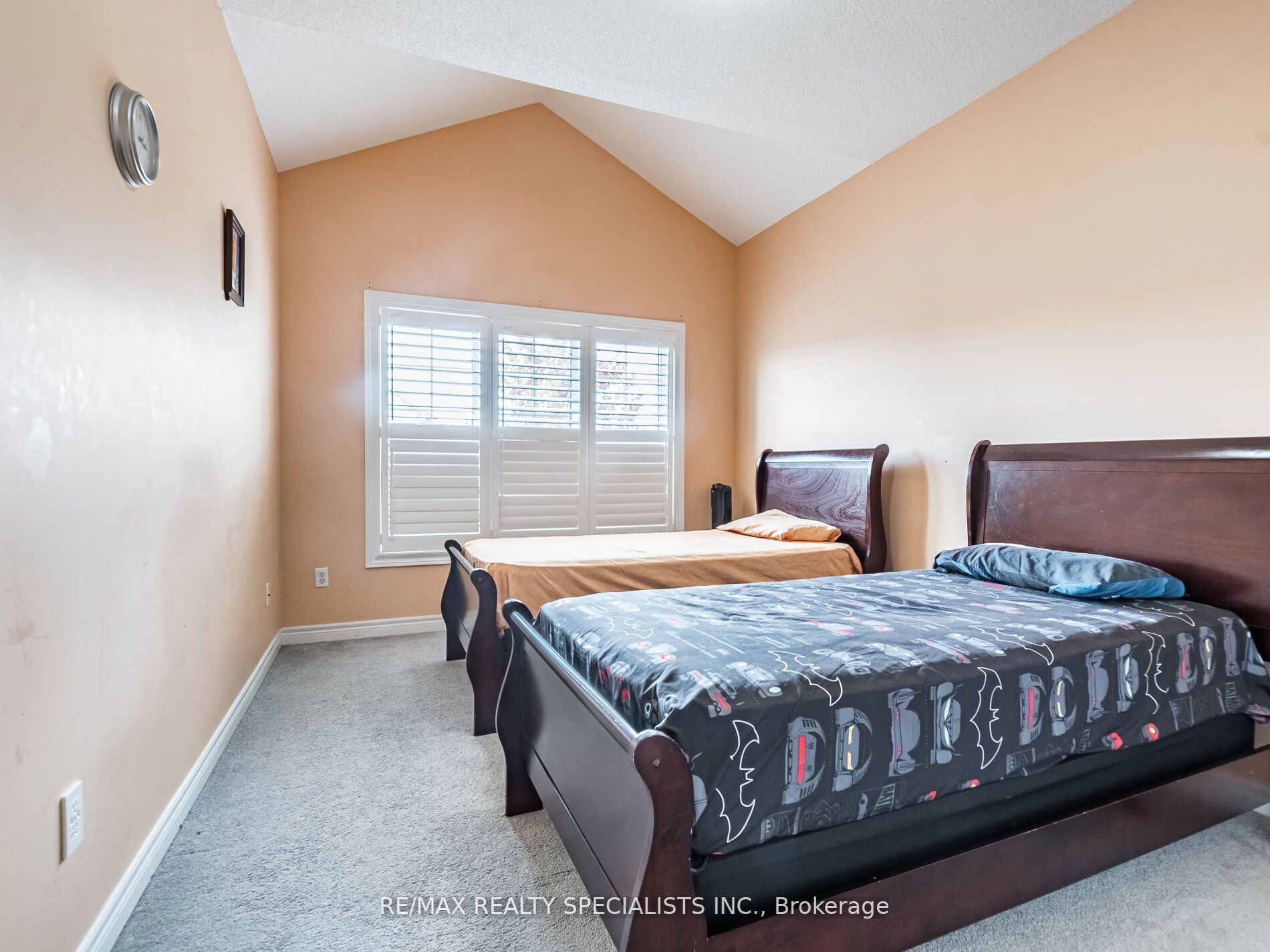 113 Aylesbury Dr