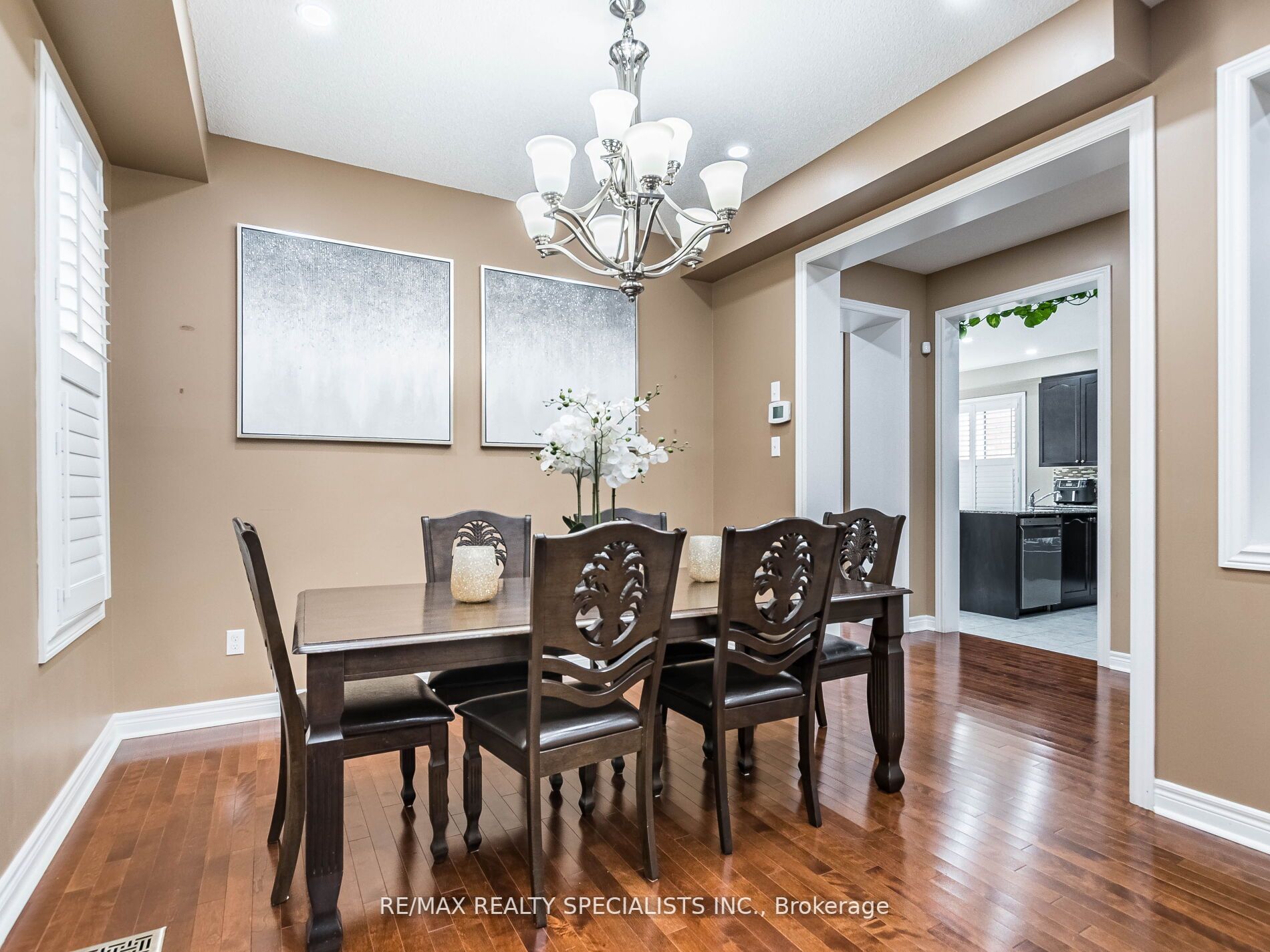 113 Aylesbury Dr