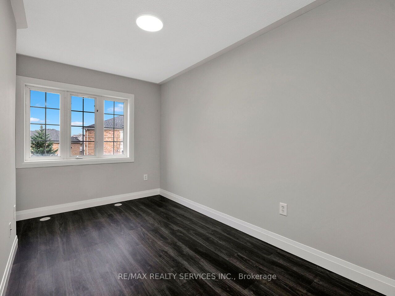 601 Shoreline Drive, #194