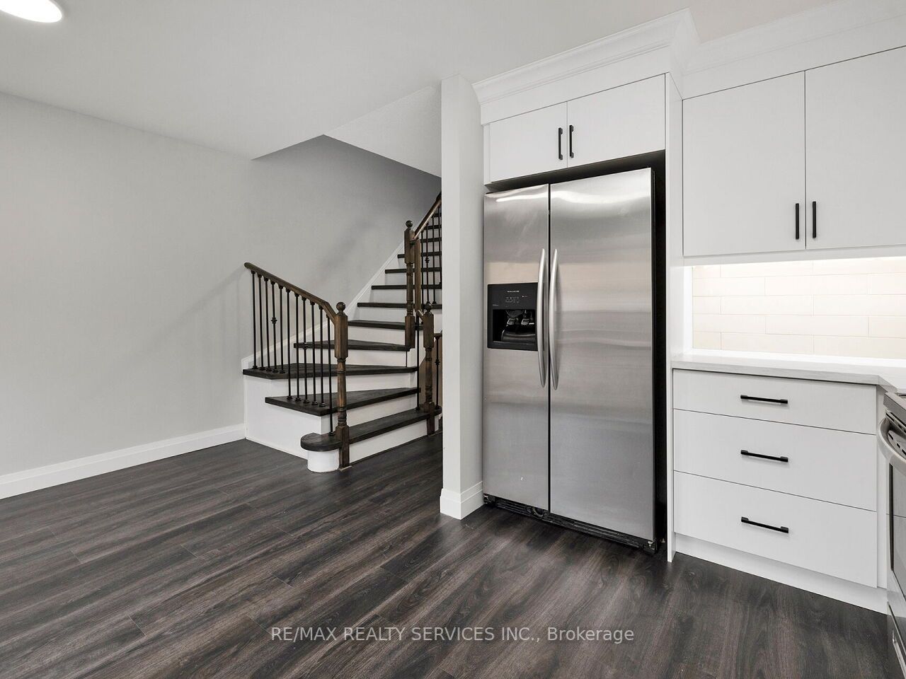 601 Shoreline Drive, #194