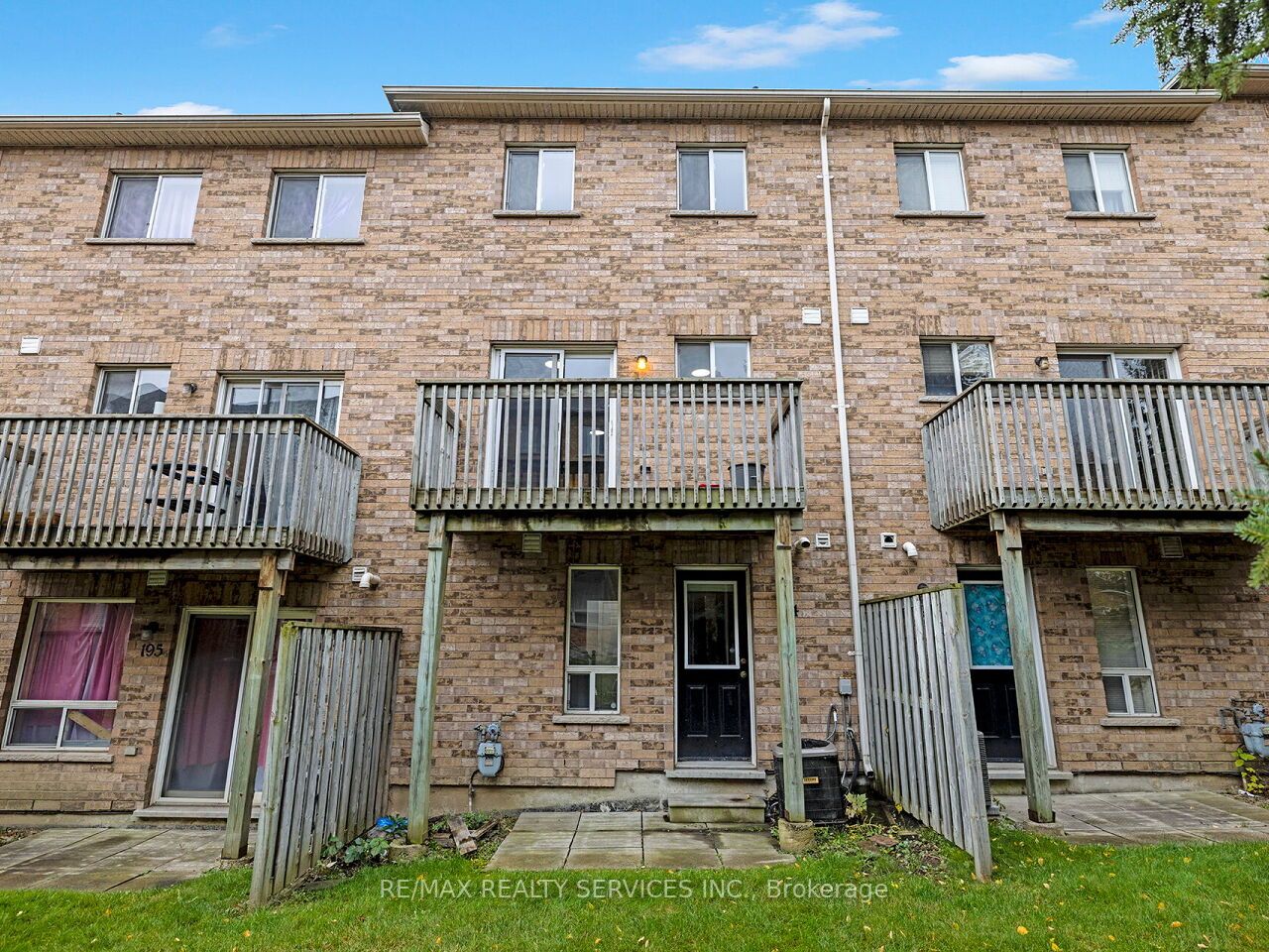 601 Shoreline Drive, #194