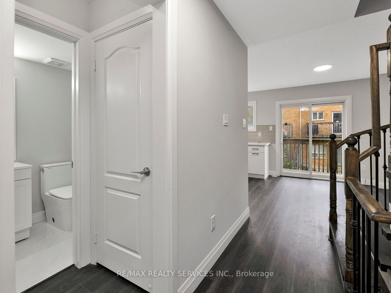 601 Shoreline Drive, #194
