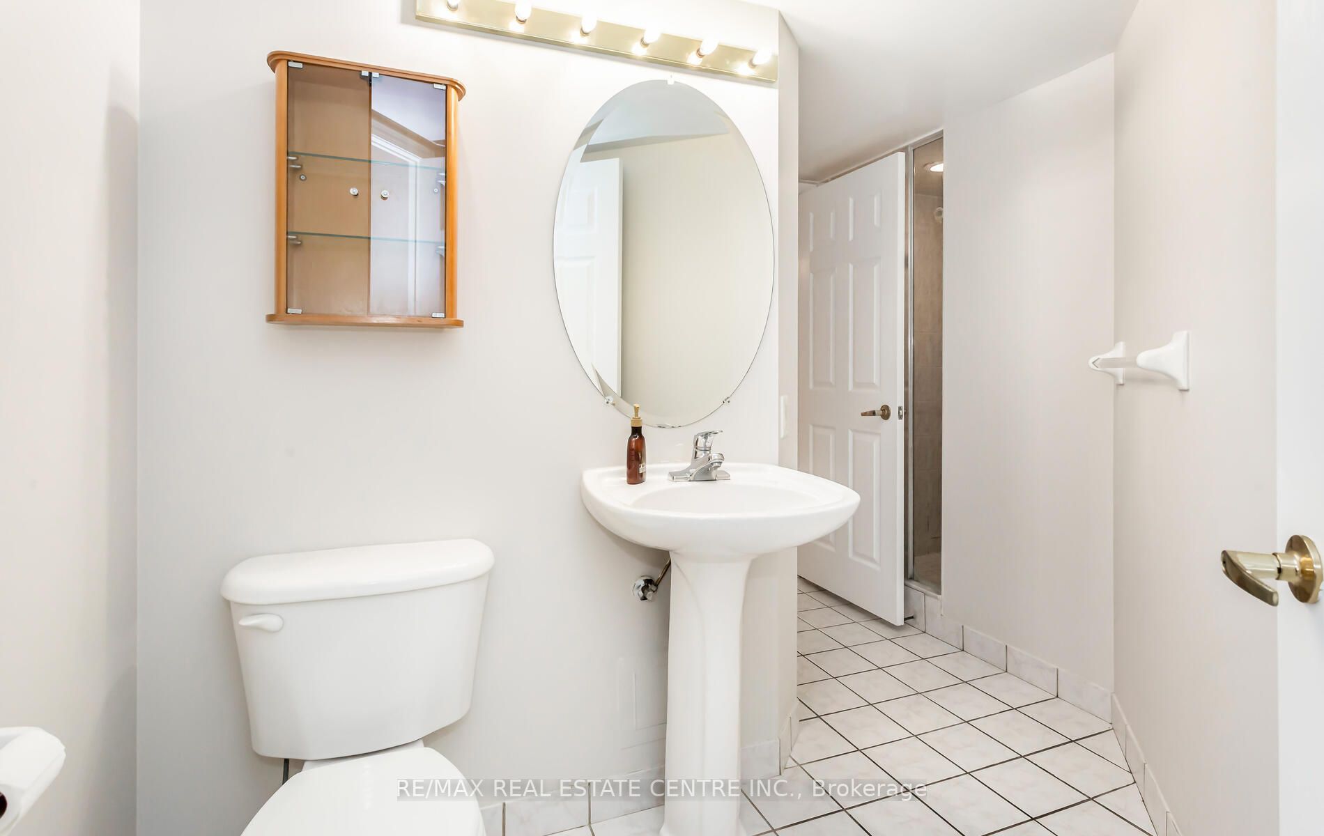 25 Kingsbridge Garden Circ, #2121