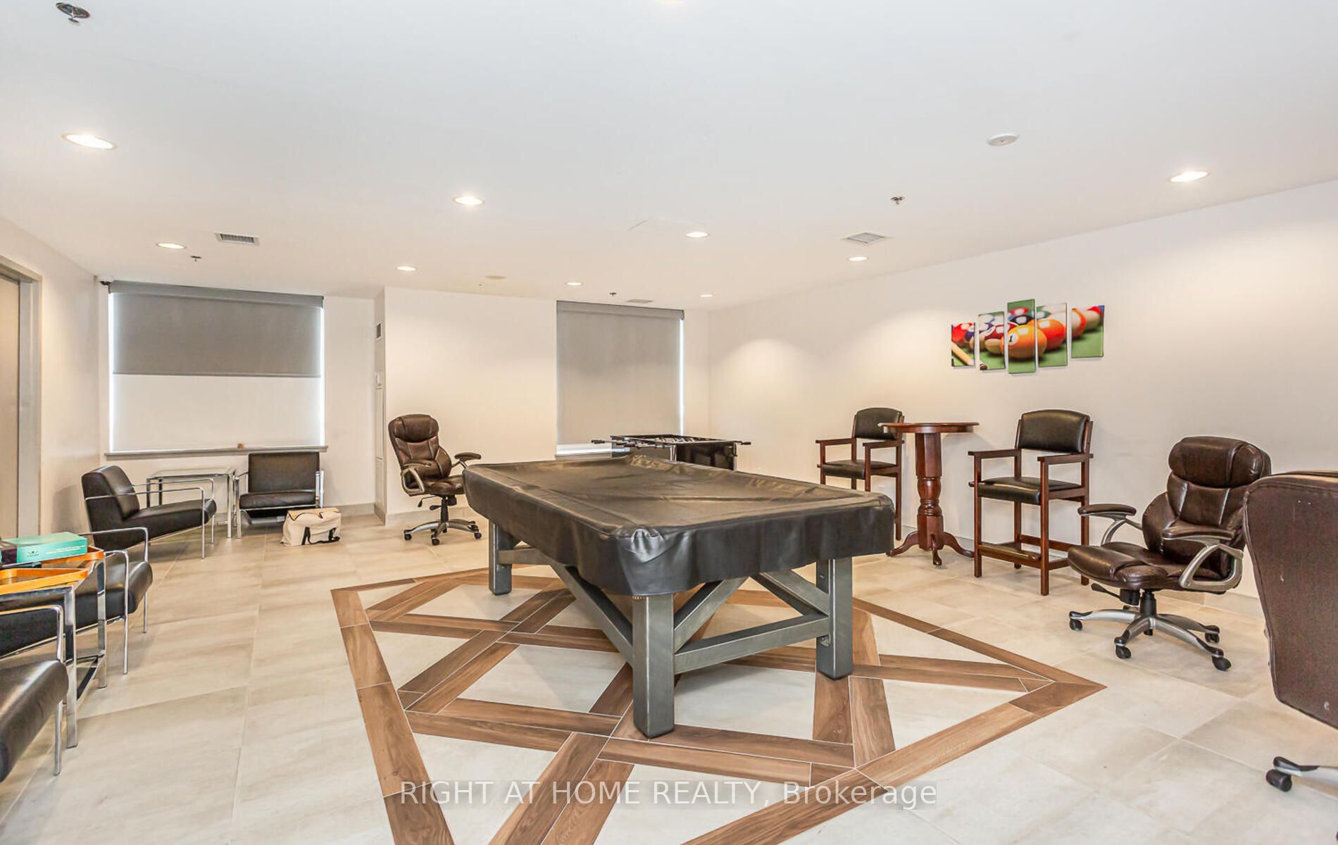 812 Lansdowne Ave, #1115