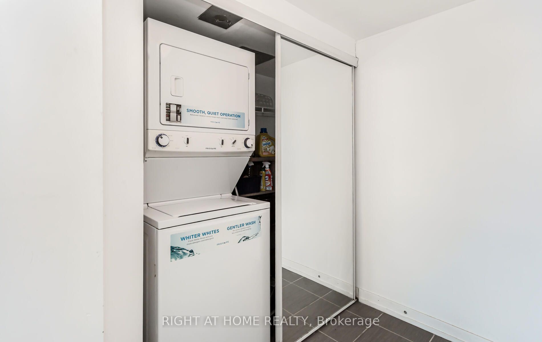 812 Lansdowne Ave, #1115