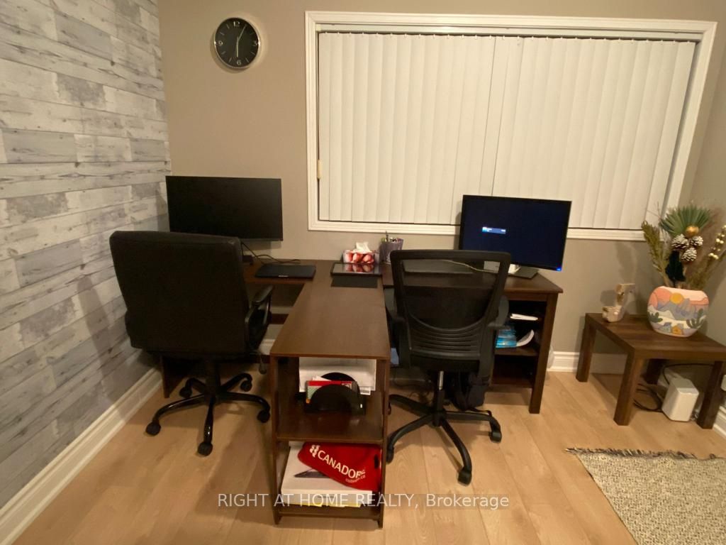 5150 Winston Churchill Blvd, #212