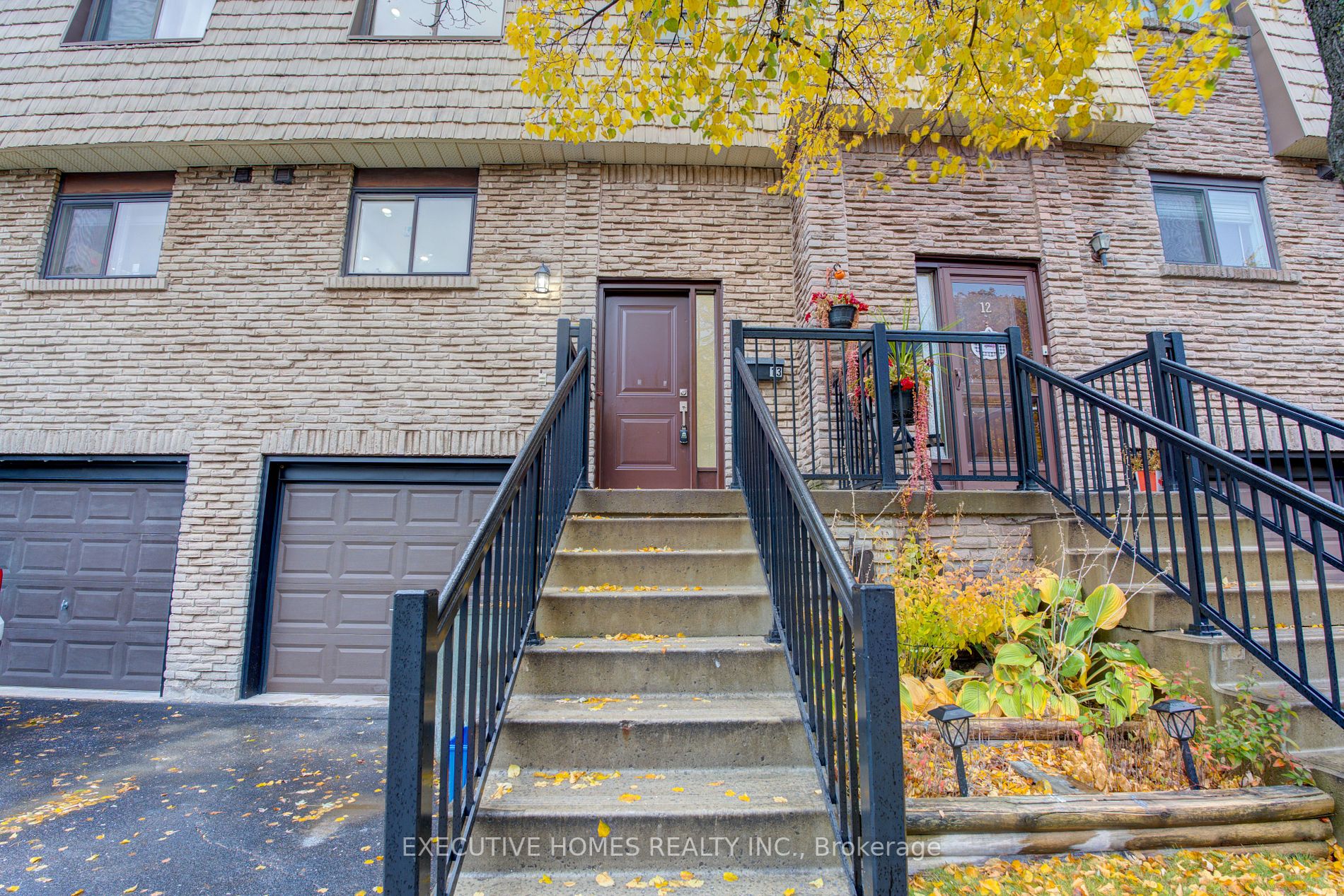 1532 Sixth Line, #13