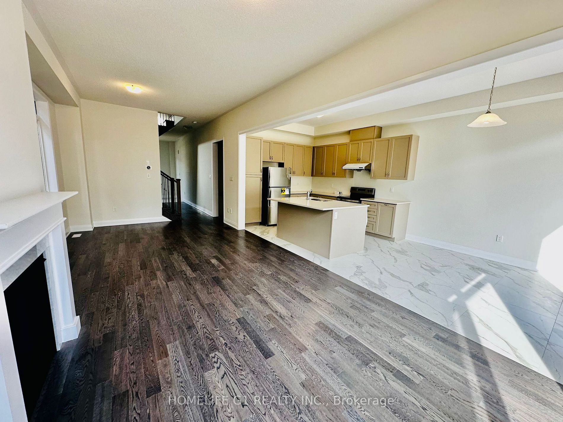 31 Calabria Dr