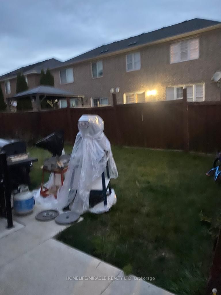 77 Owlridge Dr