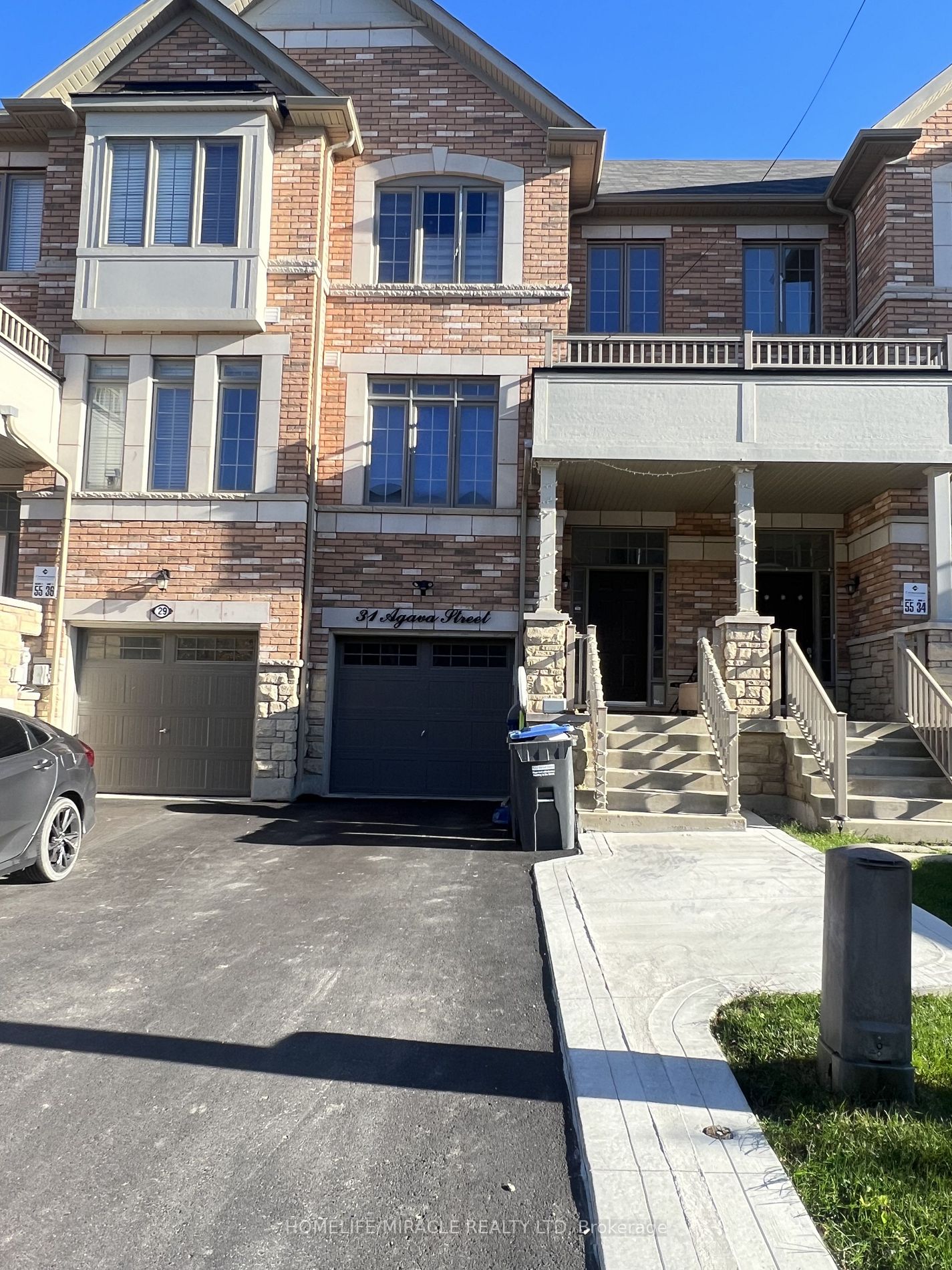 31 Agava St