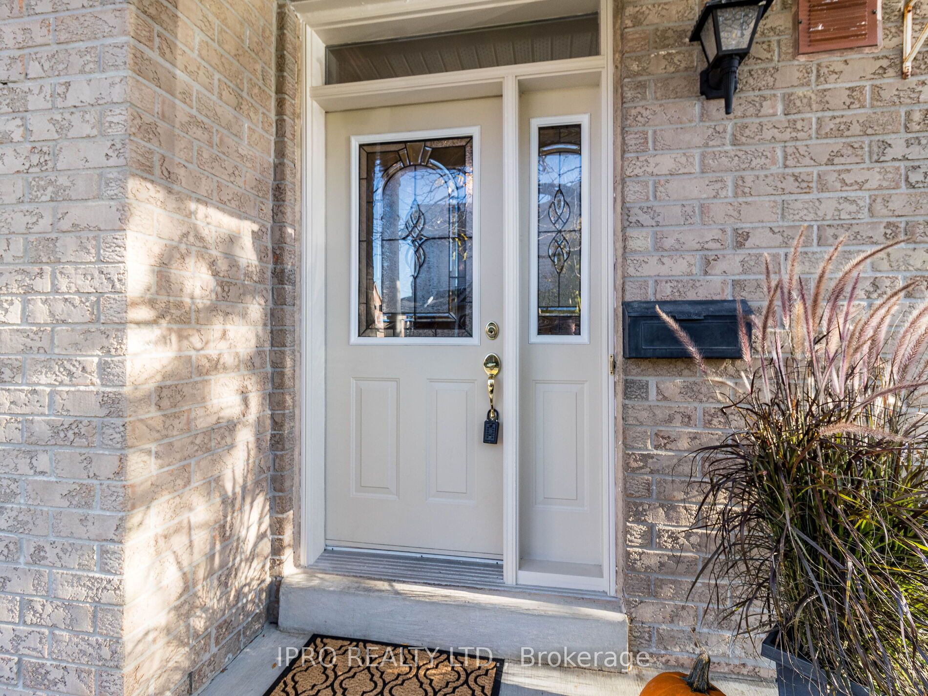 1179 Lower Village Cres, #13