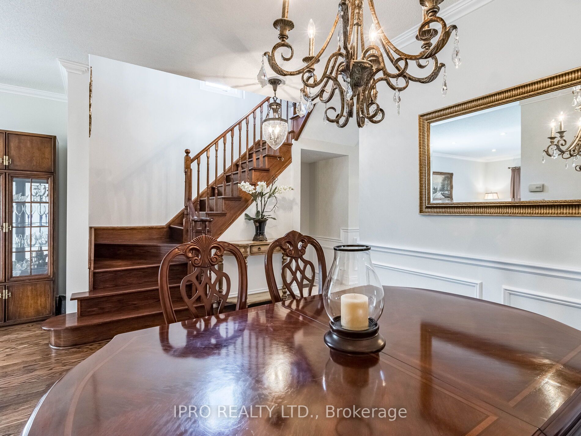 1179 Lower Village Cres, #13