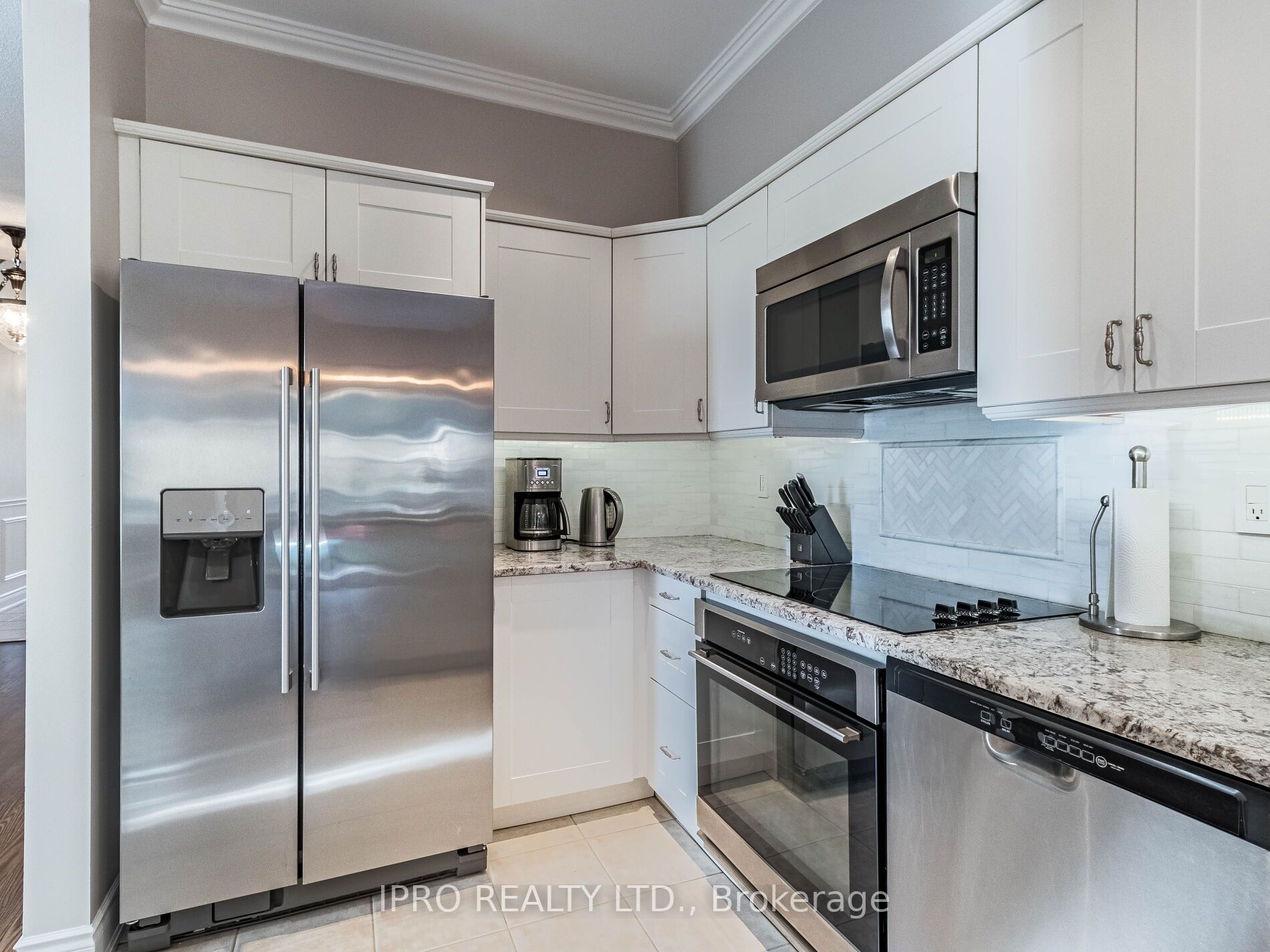 1179 Lower Village Cres, #13
