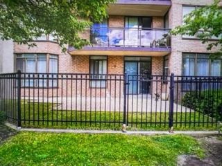 20 Cherrytree Dr, #106