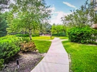20 Cherrytree Dr, #106