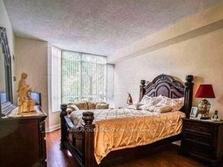 20 Cherrytree Dr, #106