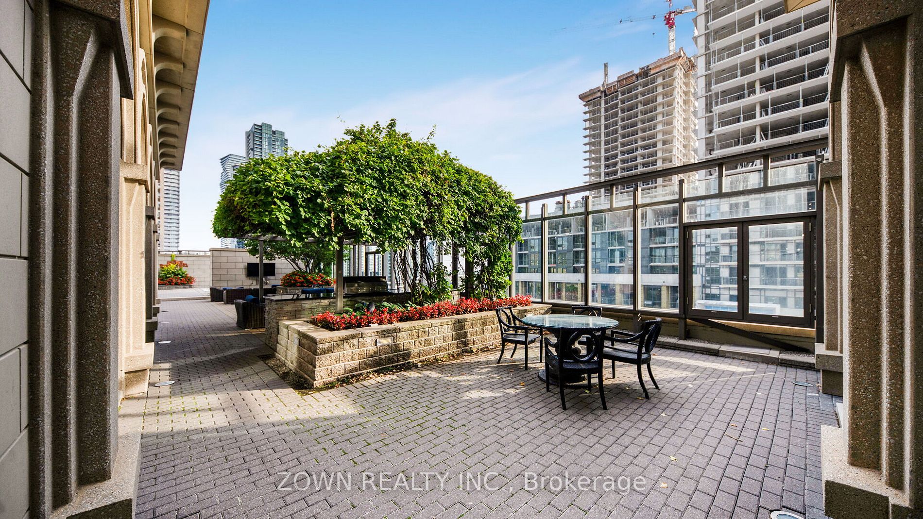385 Prince Of Wales Drive, #2301