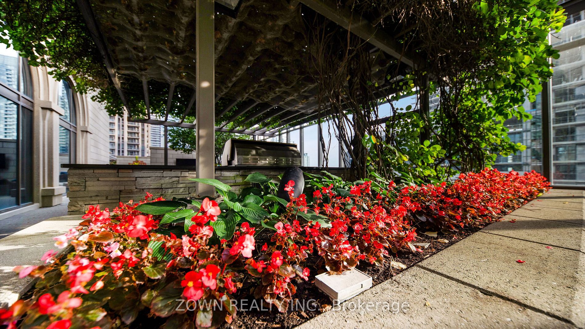 385 Prince Of Wales Drive, #2301