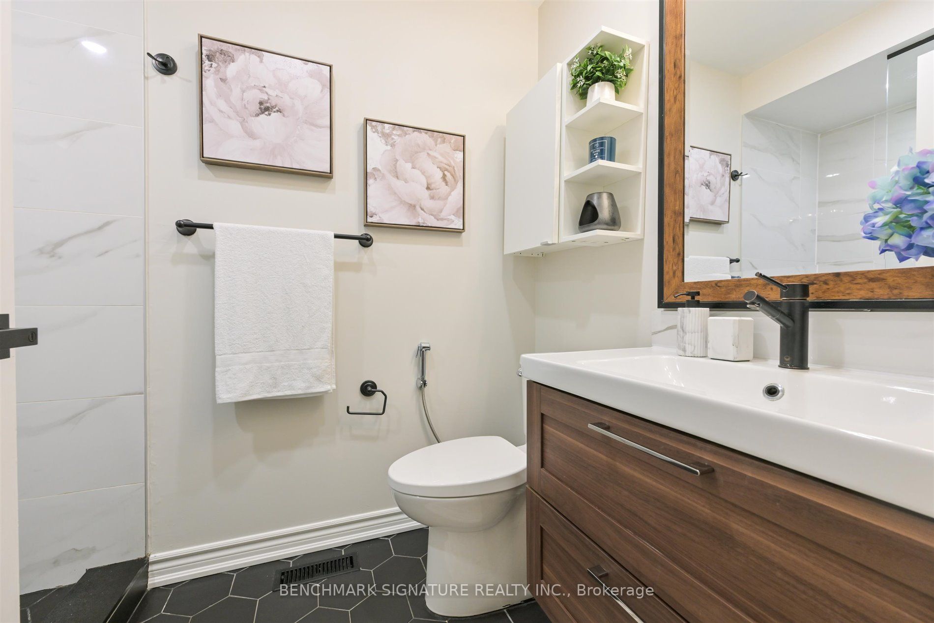 11 Weston Rd, #49