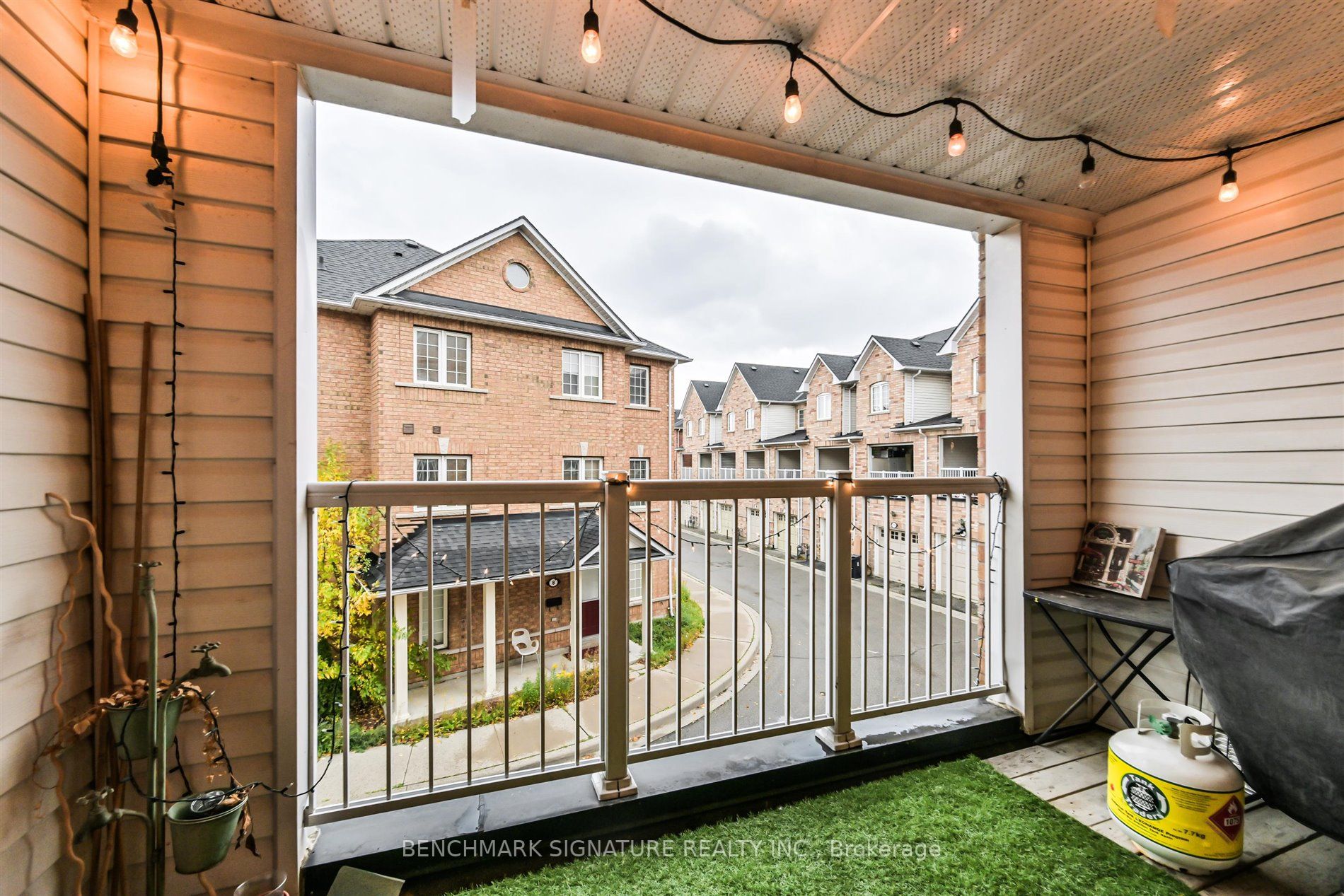11 Weston Rd, #49