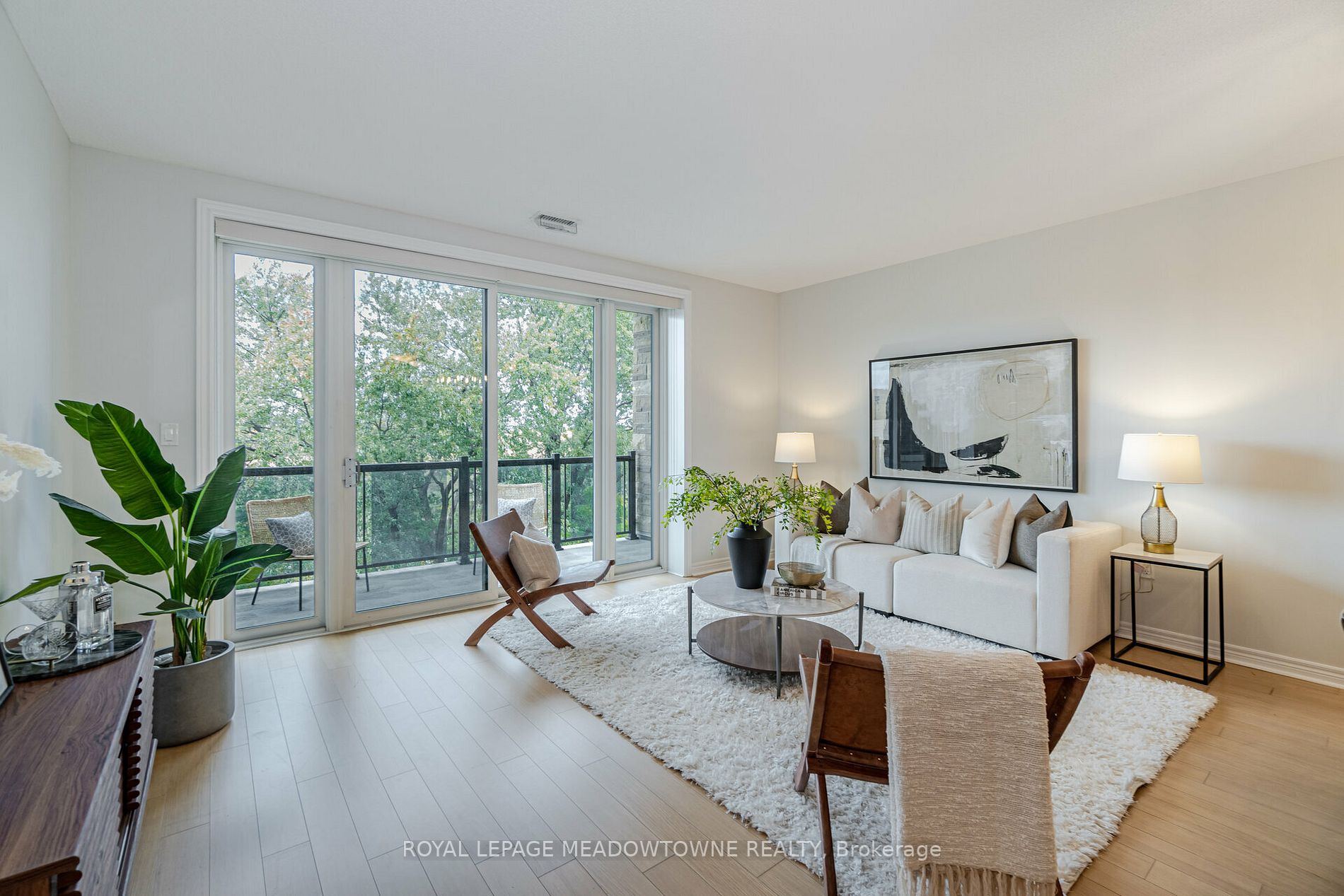 33 Whitmer St, #518