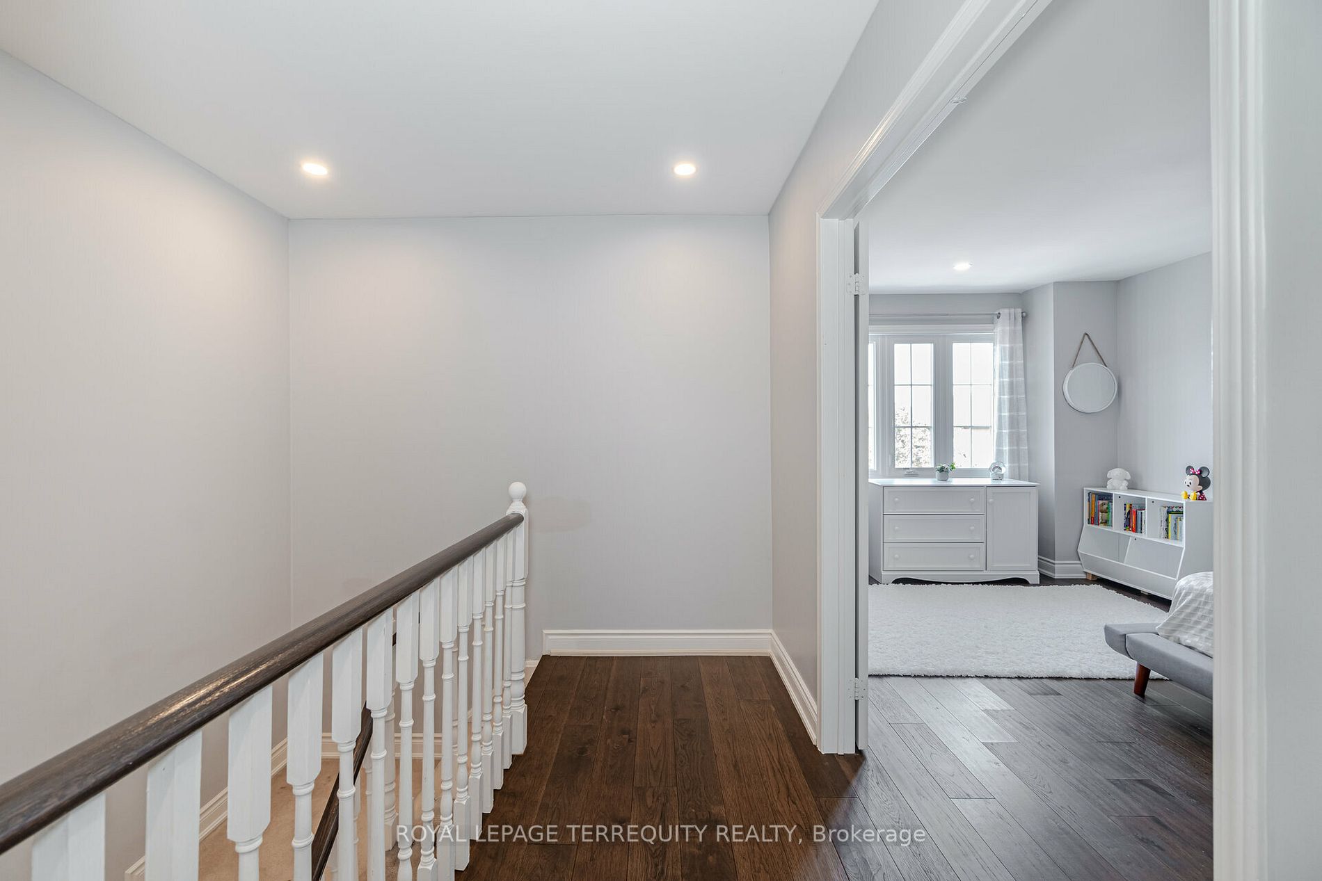 2398 Britannia Rd, #10