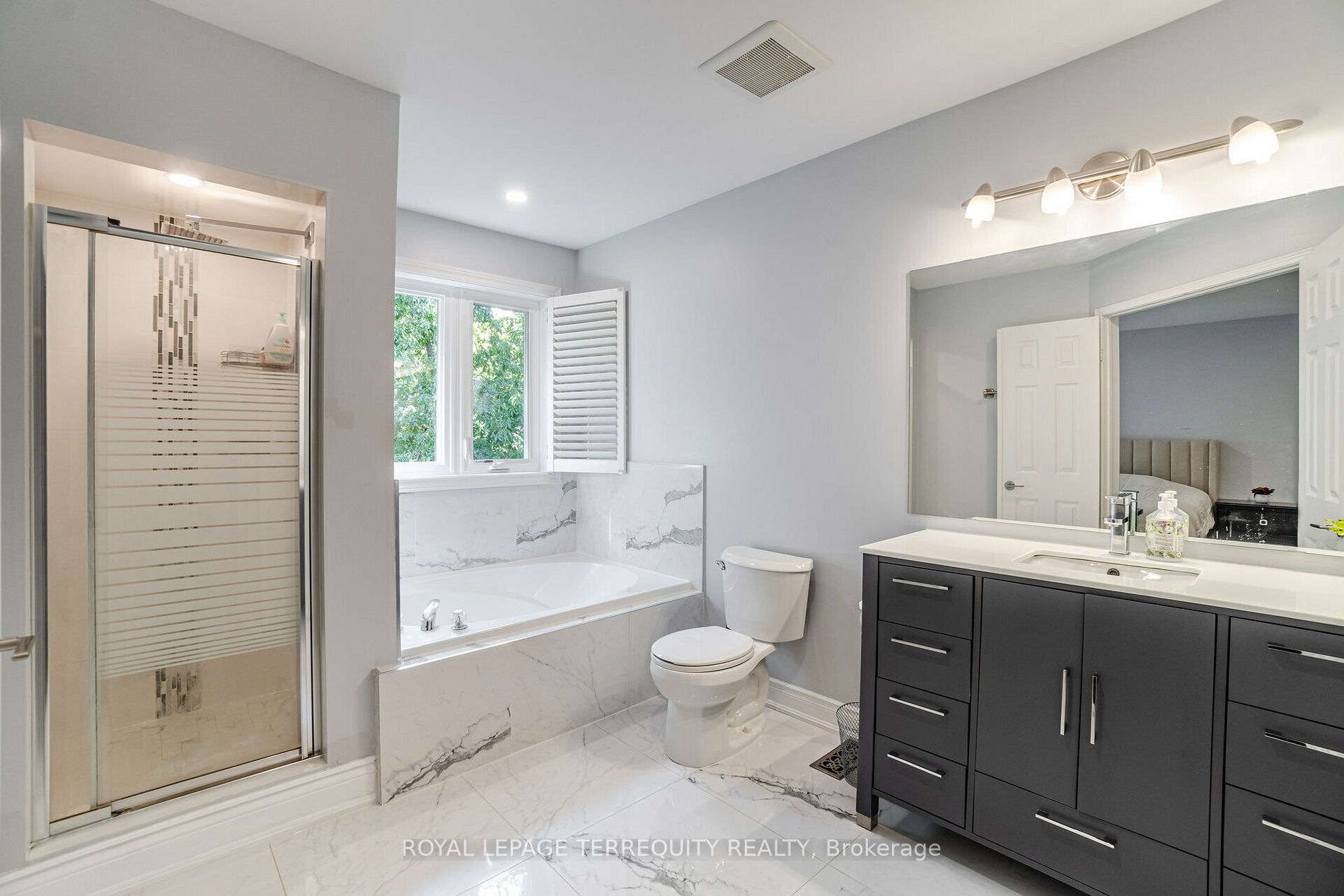 2398 Britannia Rd, #10