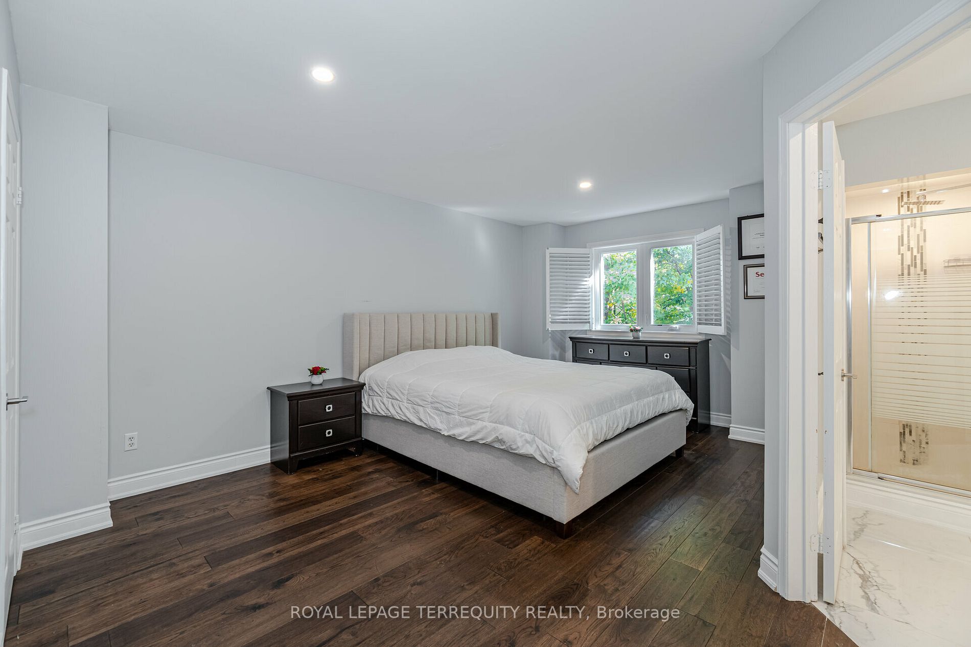 2398 Britannia Rd, #10