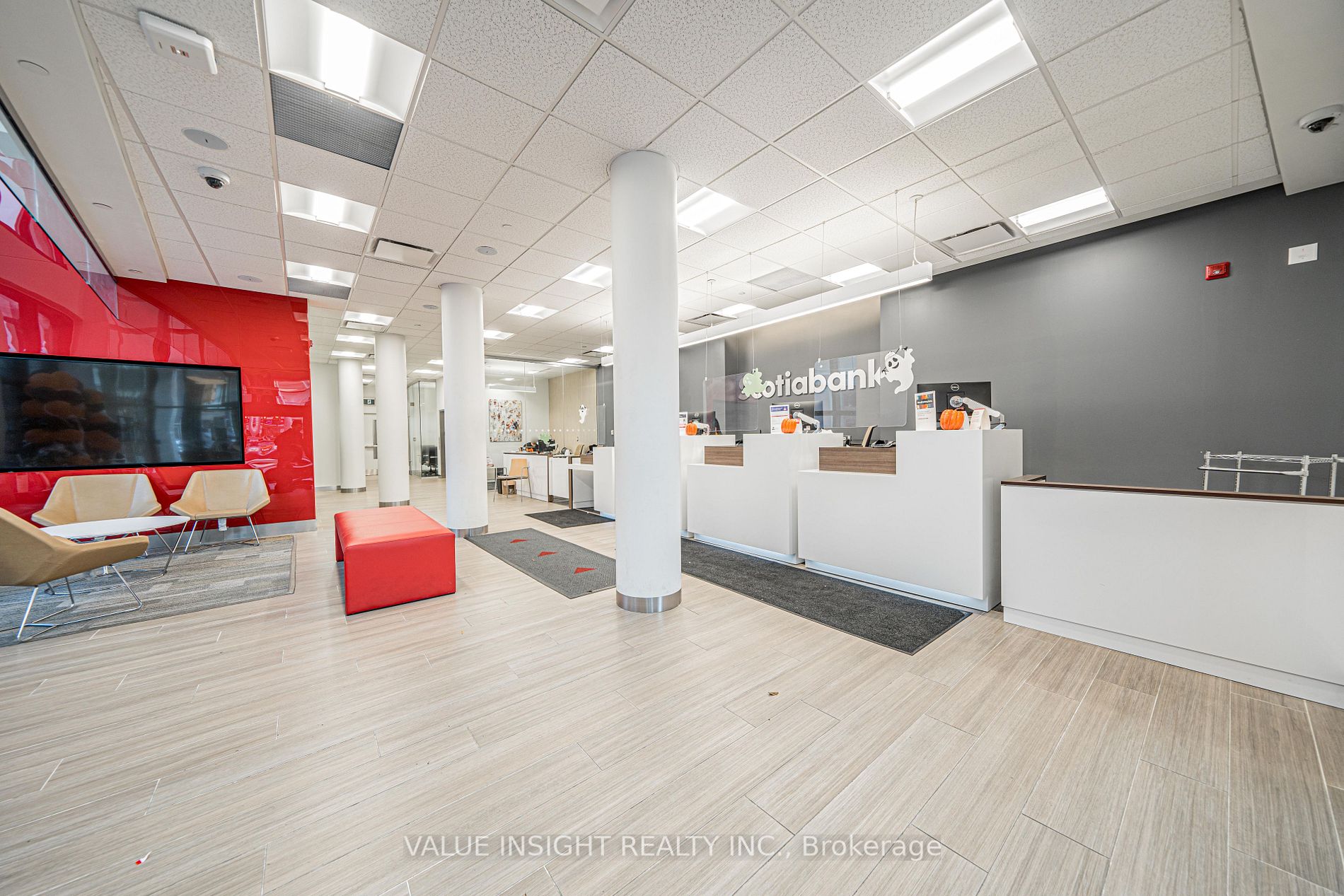 1241 St Clair Ave W