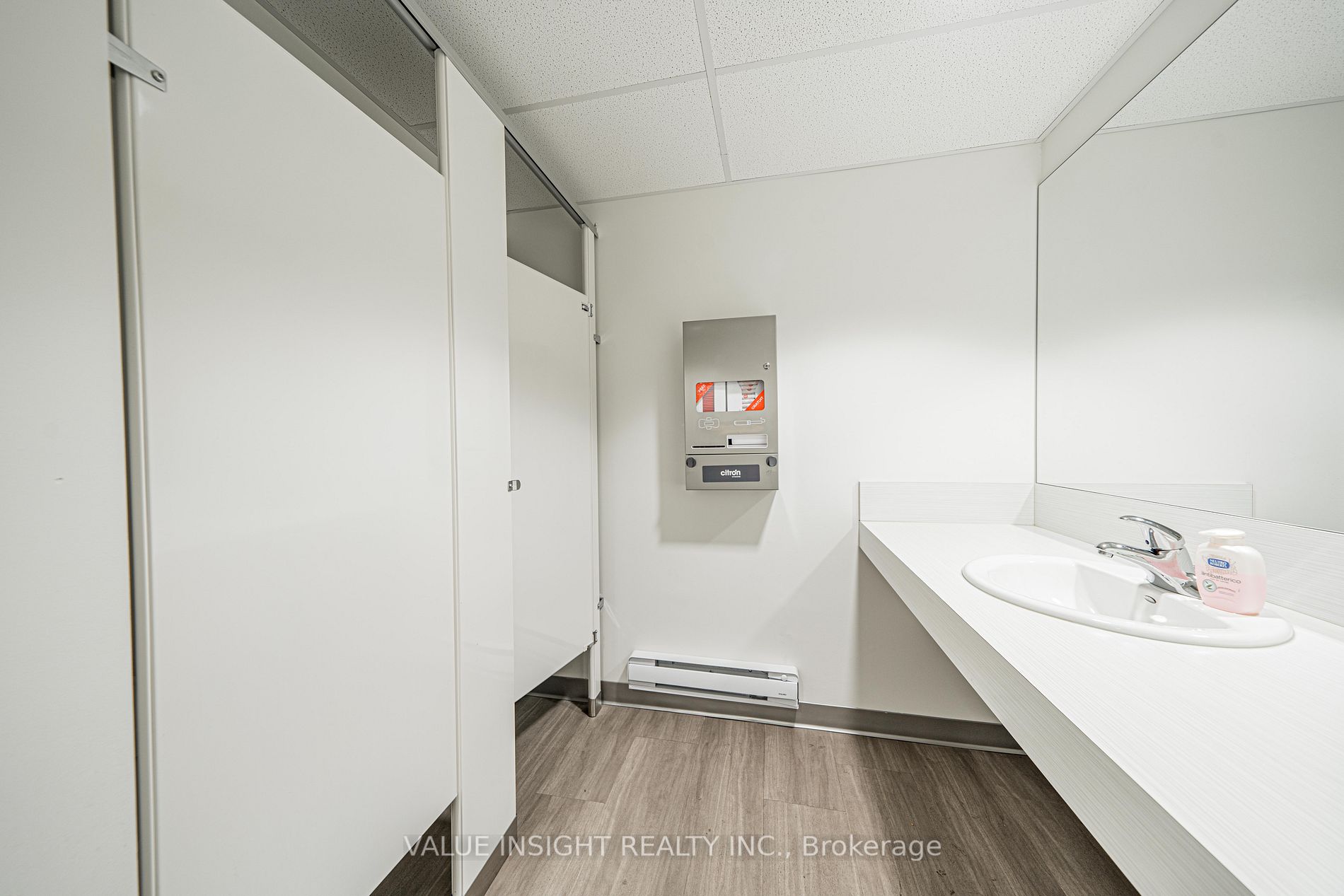 1241 St Clair Ave W
