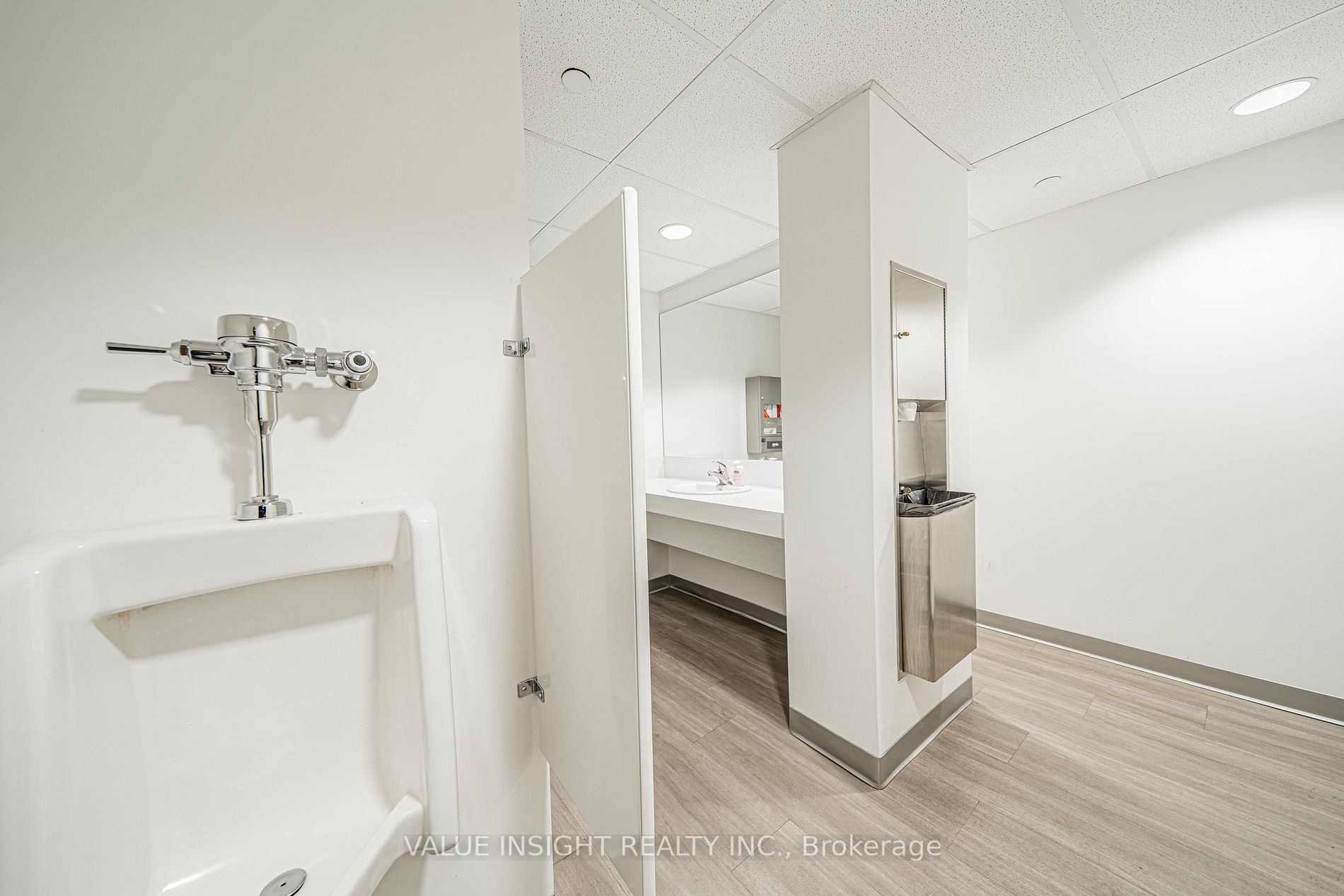 1241 St Clair Ave W