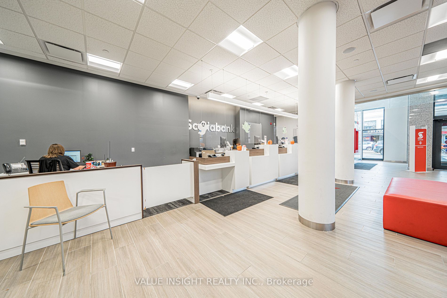 1241 St Clair Ave W