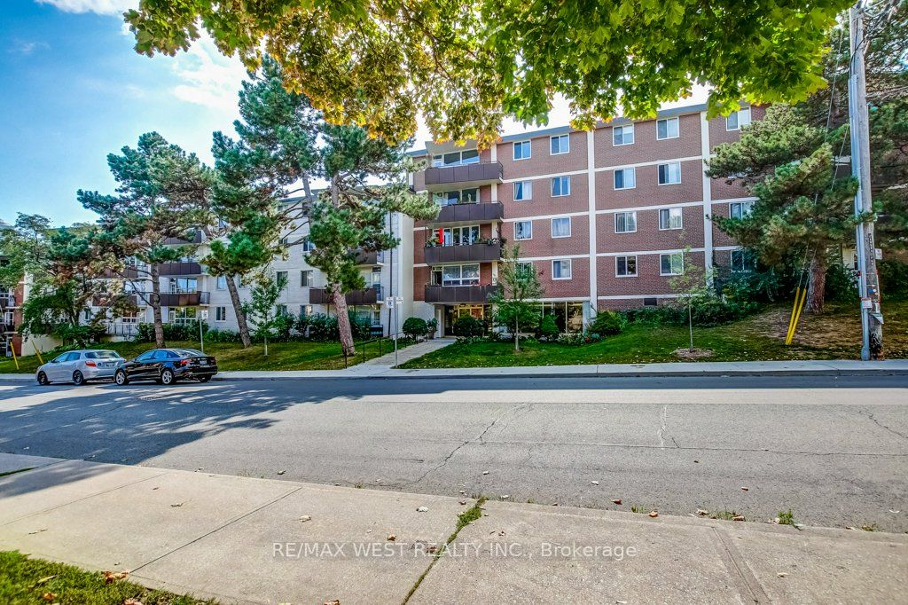 100 Coe Hill Dr, #3