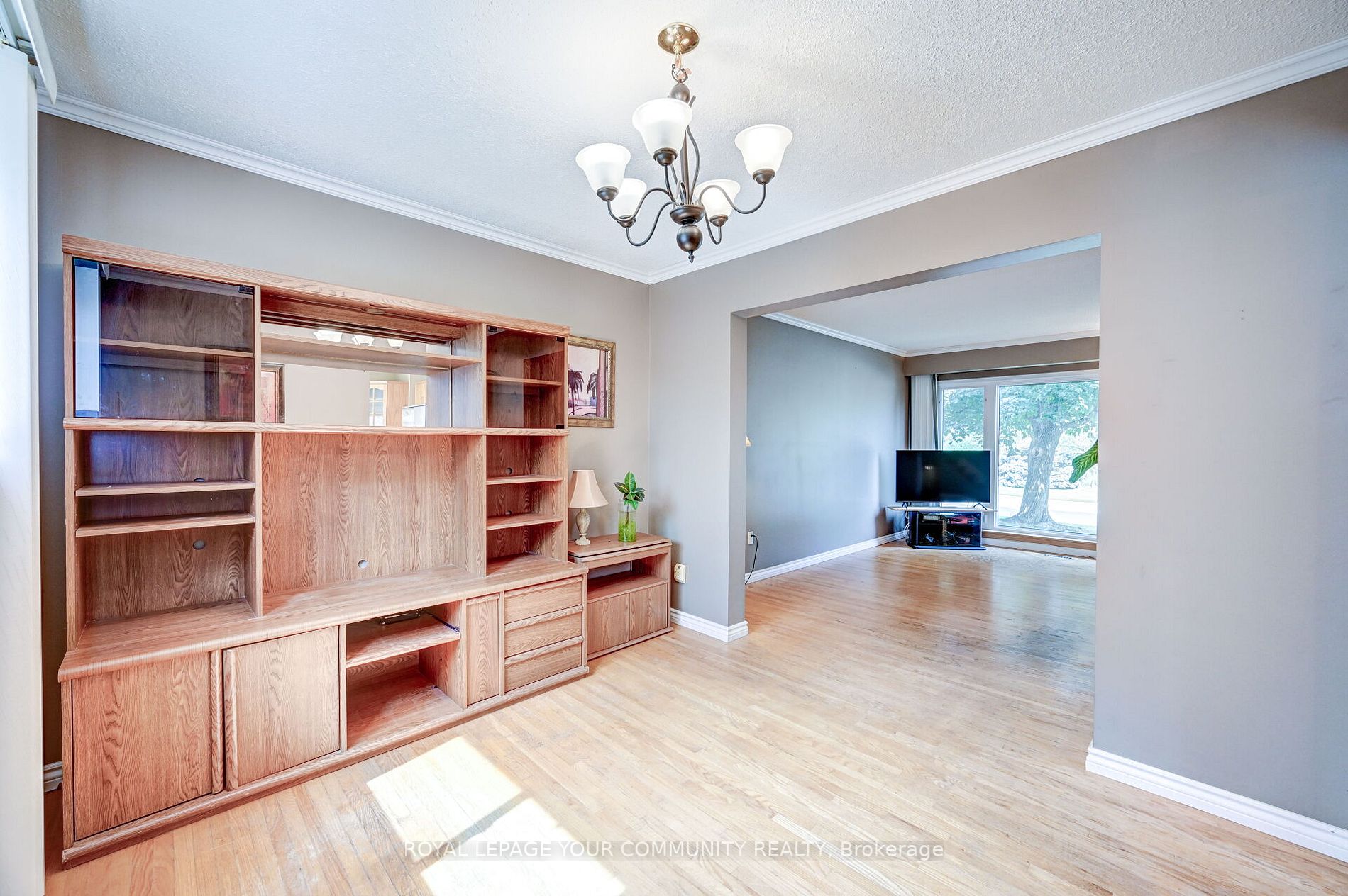 134 Fallingdale Cres
