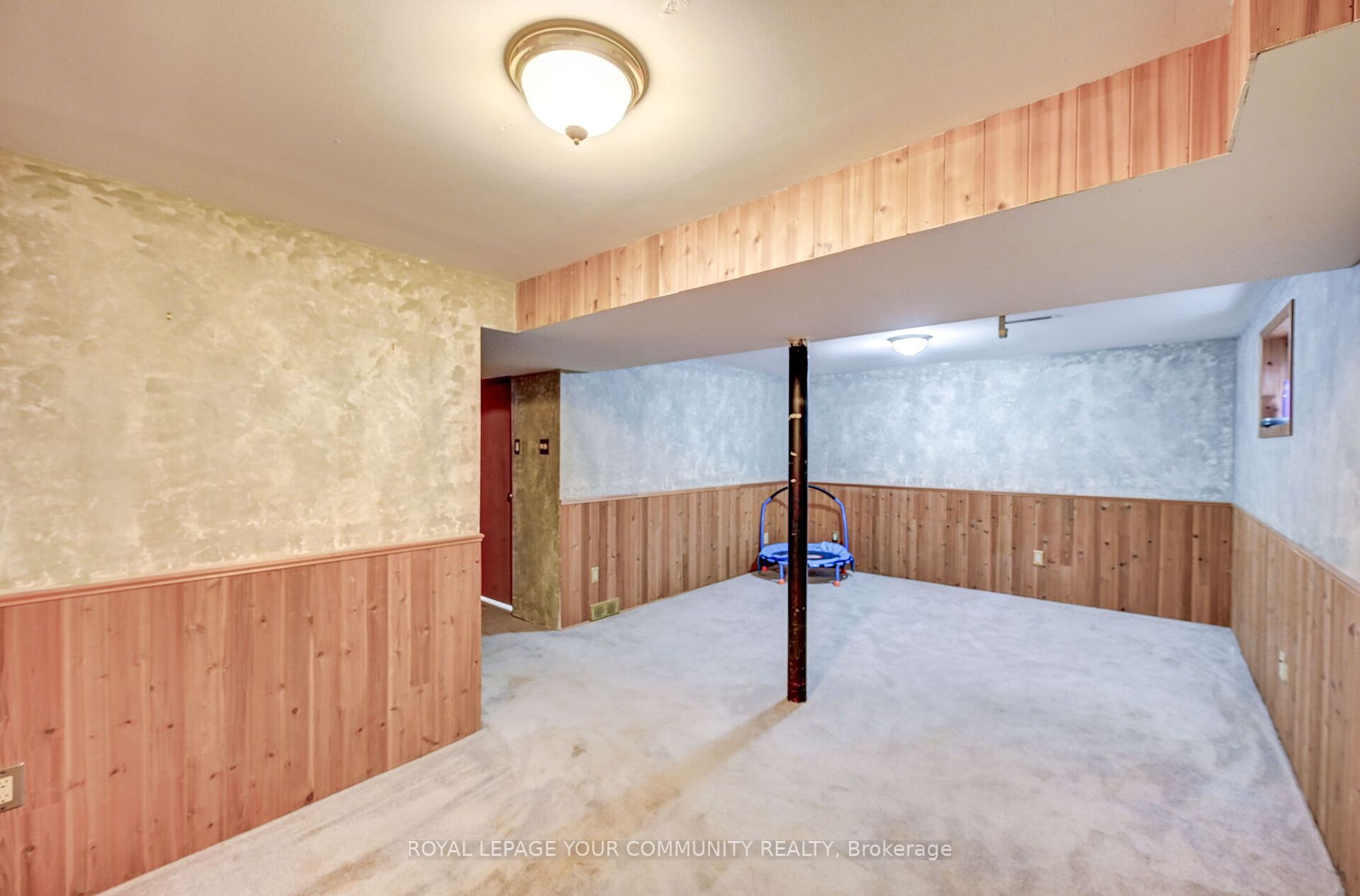 134 Fallingdale Cres